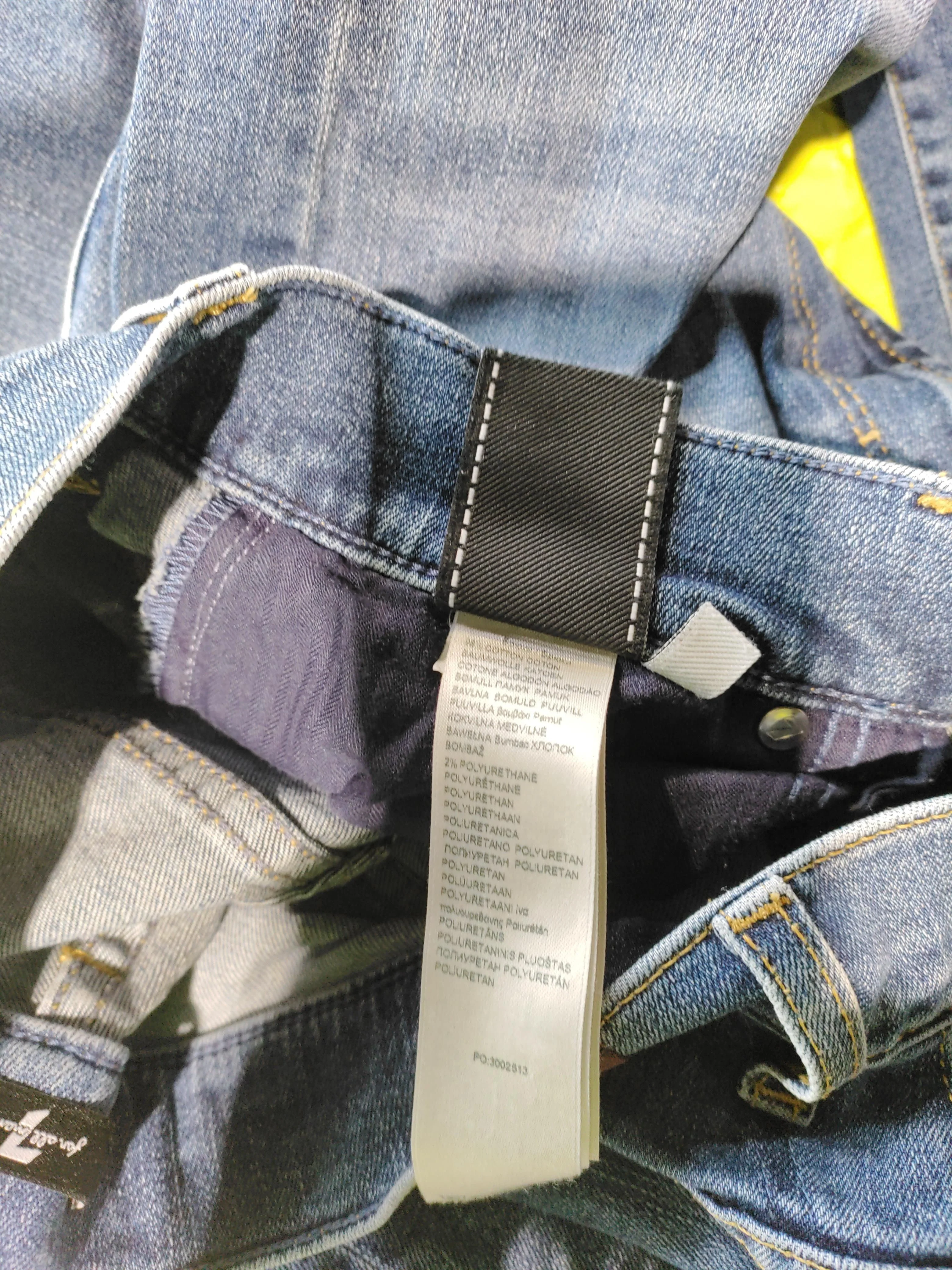 7 For All Mankind Women's Jeans W 26 in Blue Cotton with Polyester Mom - Image 6