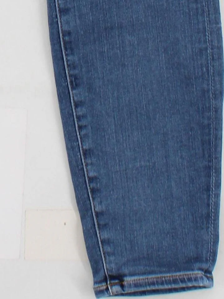7 For All Mankind Women's Jeans W 30 in Blue Cotton - Image 4