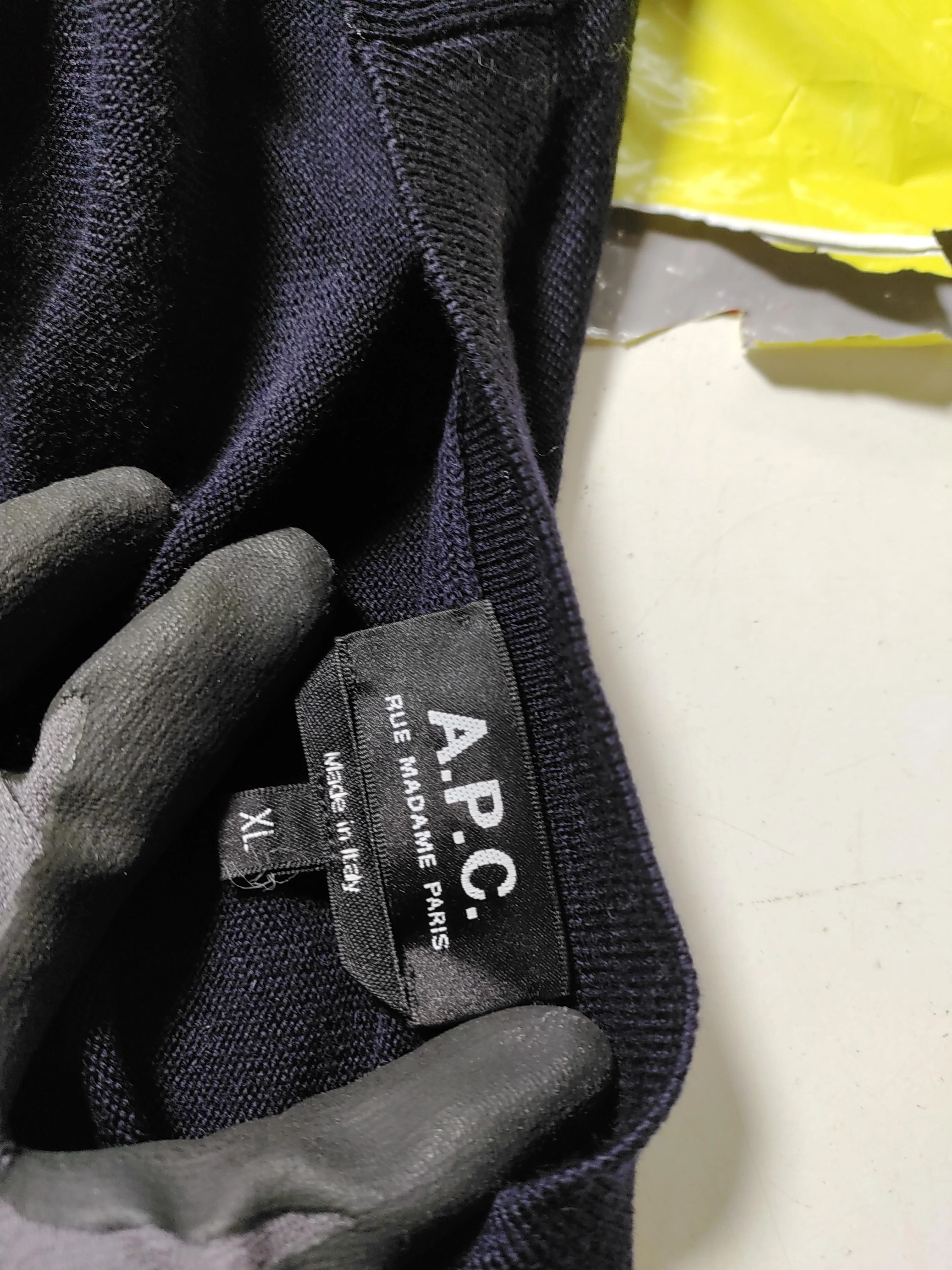A.P.C. Men's Cardigan XL Blue 100% Wool V-Neck Cardigan - Image 6