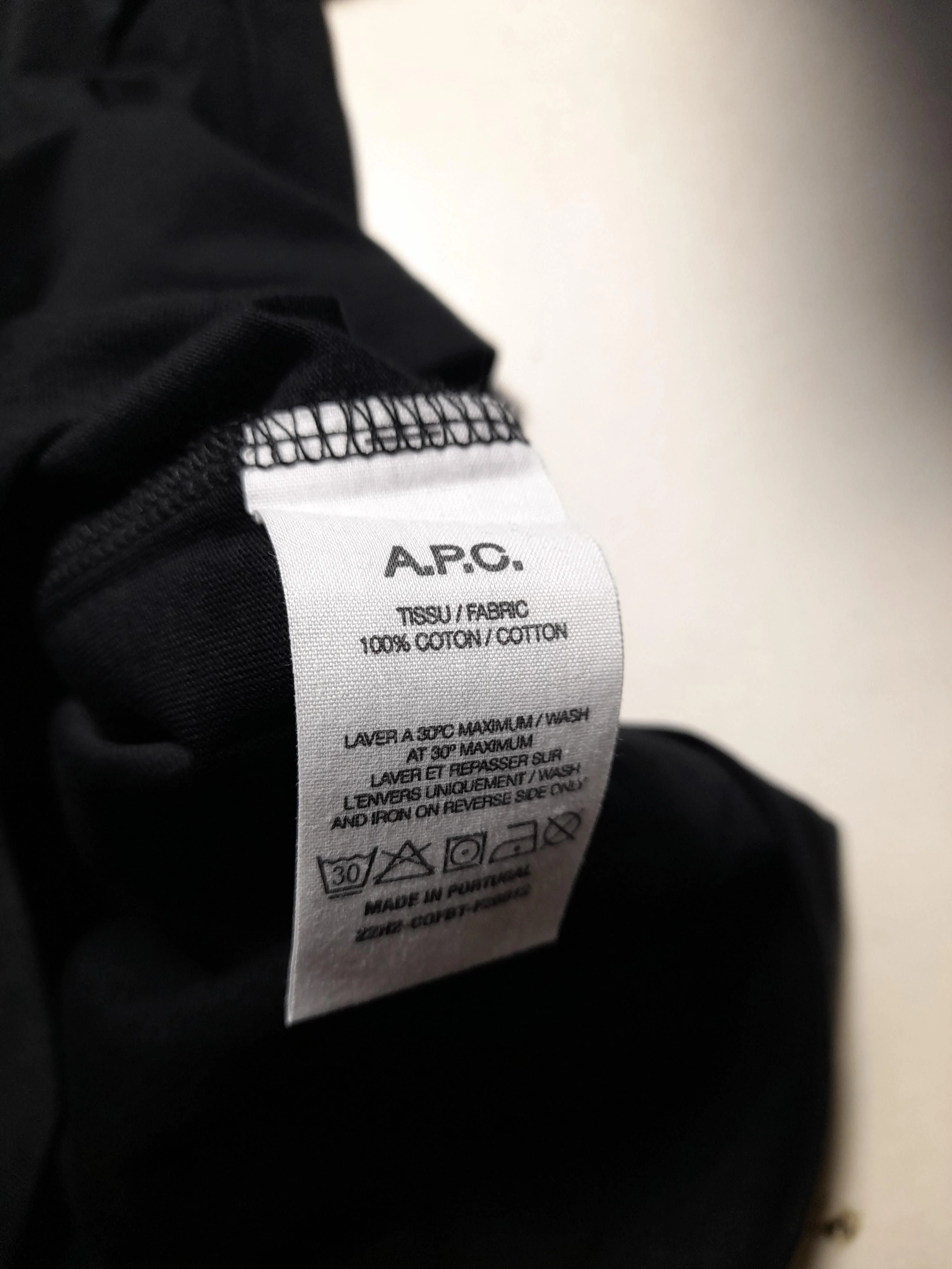 A.P.C. Men's T-Shirt S Black 100% Cotton Basic - Image 6