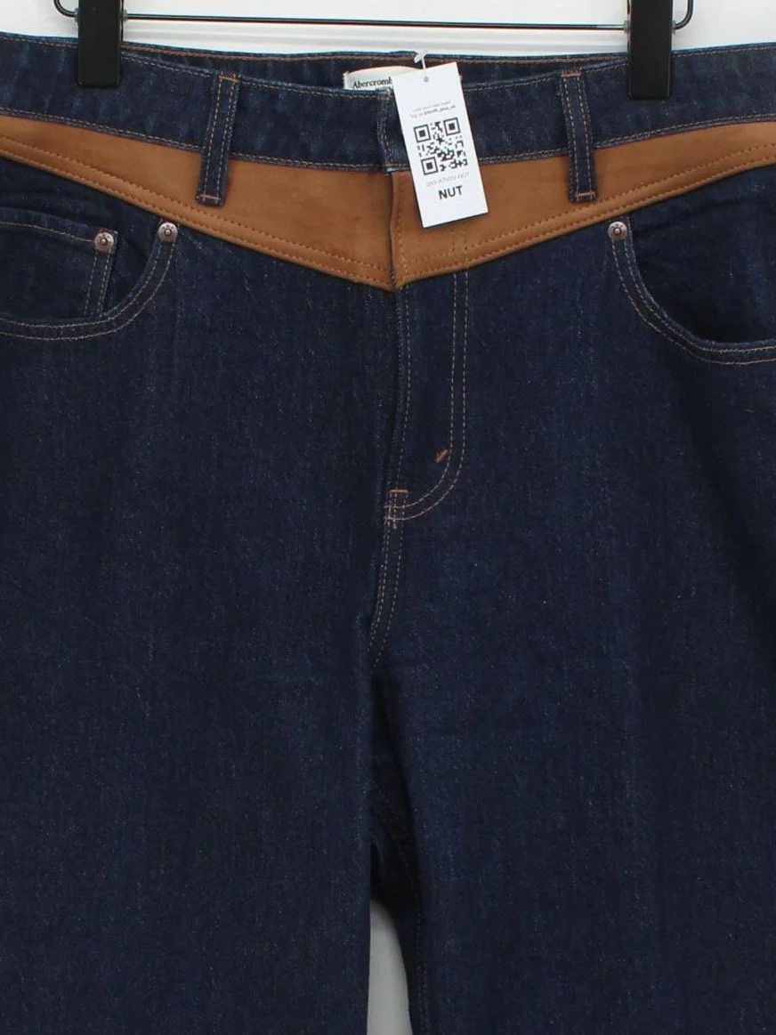Abercrombie & Fitch Men's Jeans W 33 in Blue Cotton with Elastane Straight - Image 3
