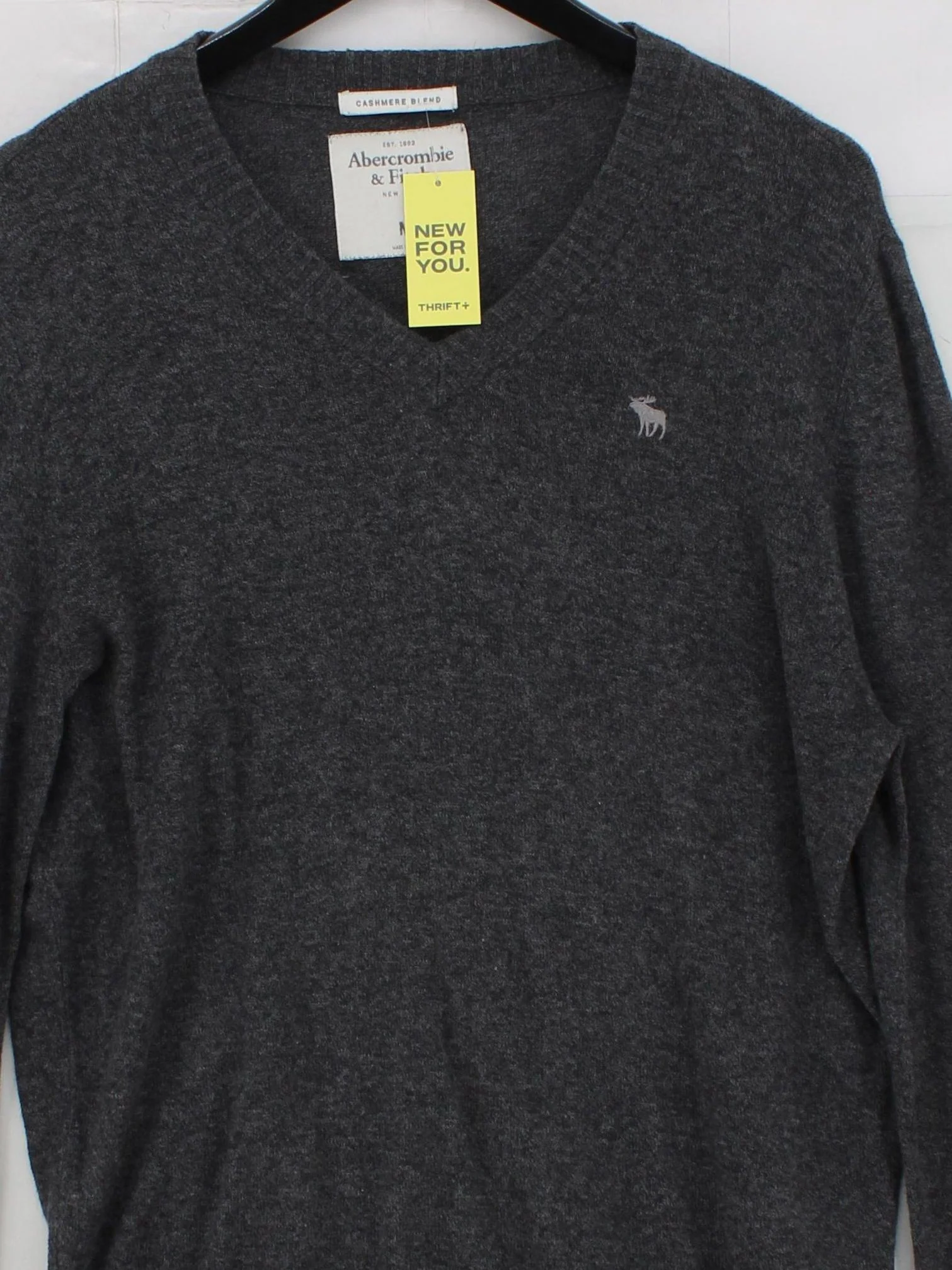 Abercrombie & Fitch Men's Jumper M Grey Cotton with Cashmere V-Neck Pullover - Image 3