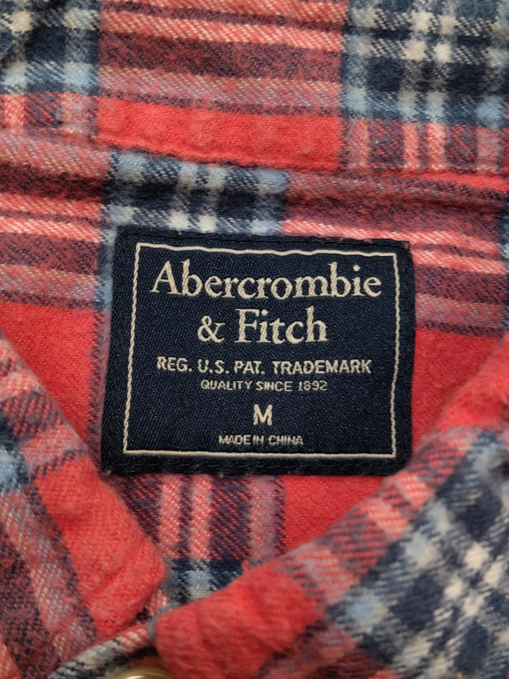 Abercrombie & Fitch Men's Shirt M Red Checkered 100% Cotton Basic - Image 5