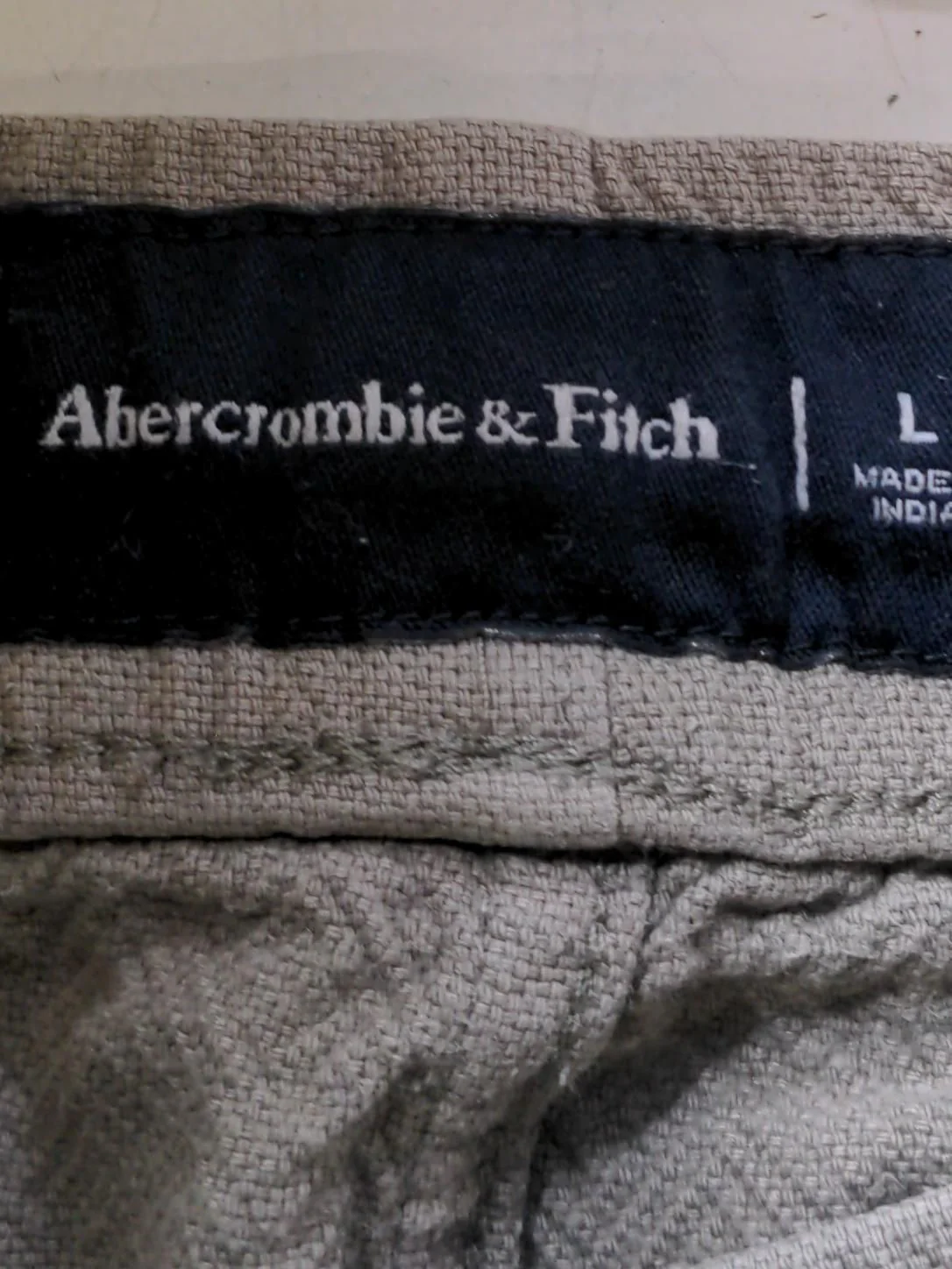 Abercrombie & Fitch Men's Shorts L Tan Cotton with Viscose, Linen Chino - Image 6