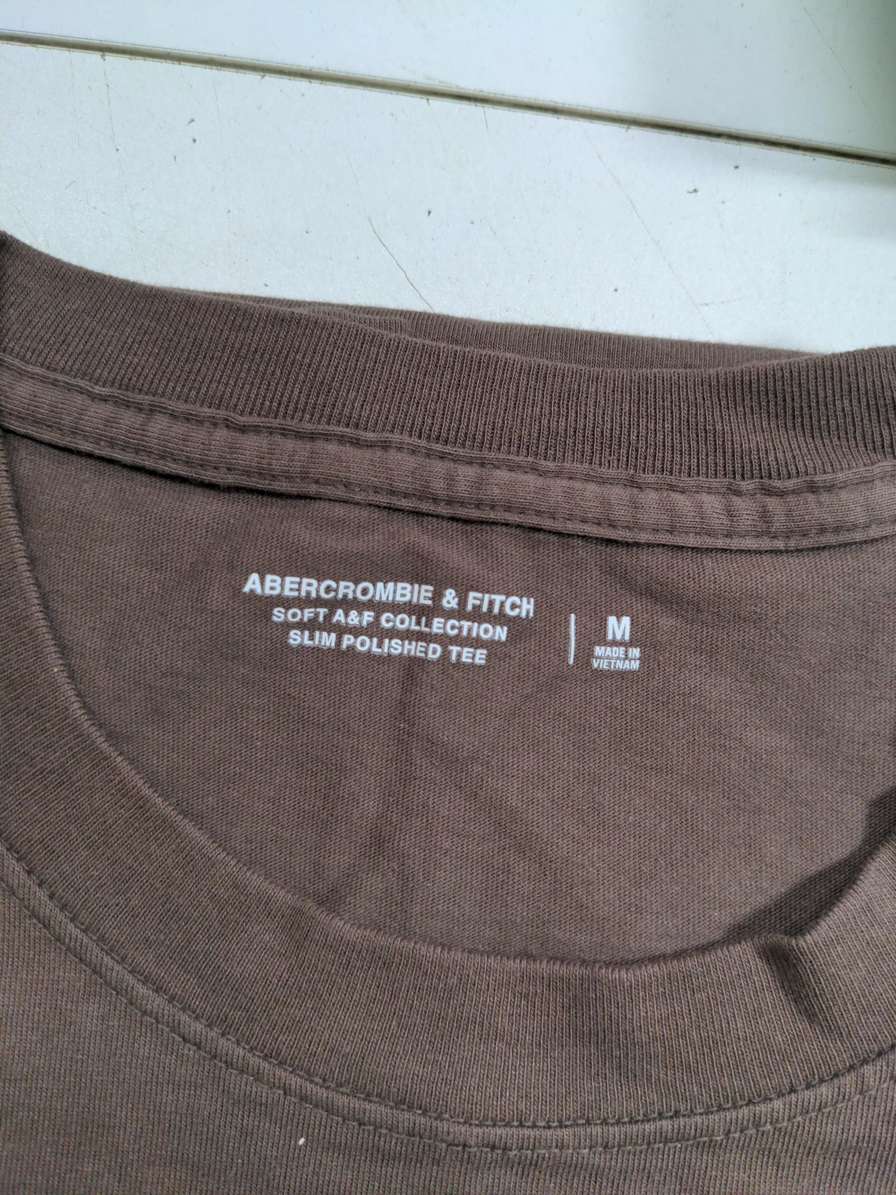 Abercrombie & Fitch Men's T-Shirt M Brown 100% Cotton Basic - Image 5