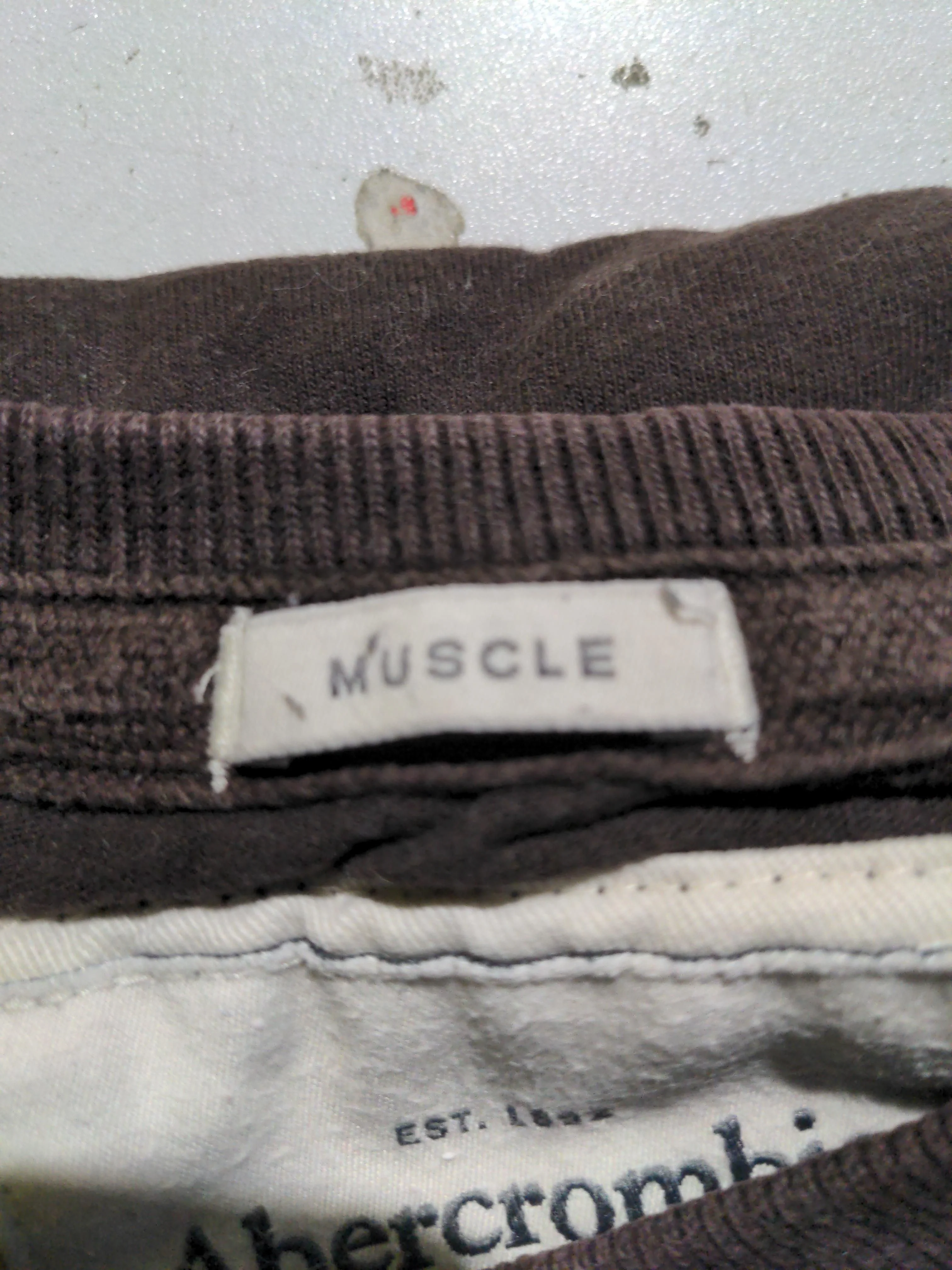 Abercrombie & Fitch Men's T-Shirt M Brown Graphic 100% Cotton Basic - Image 6
