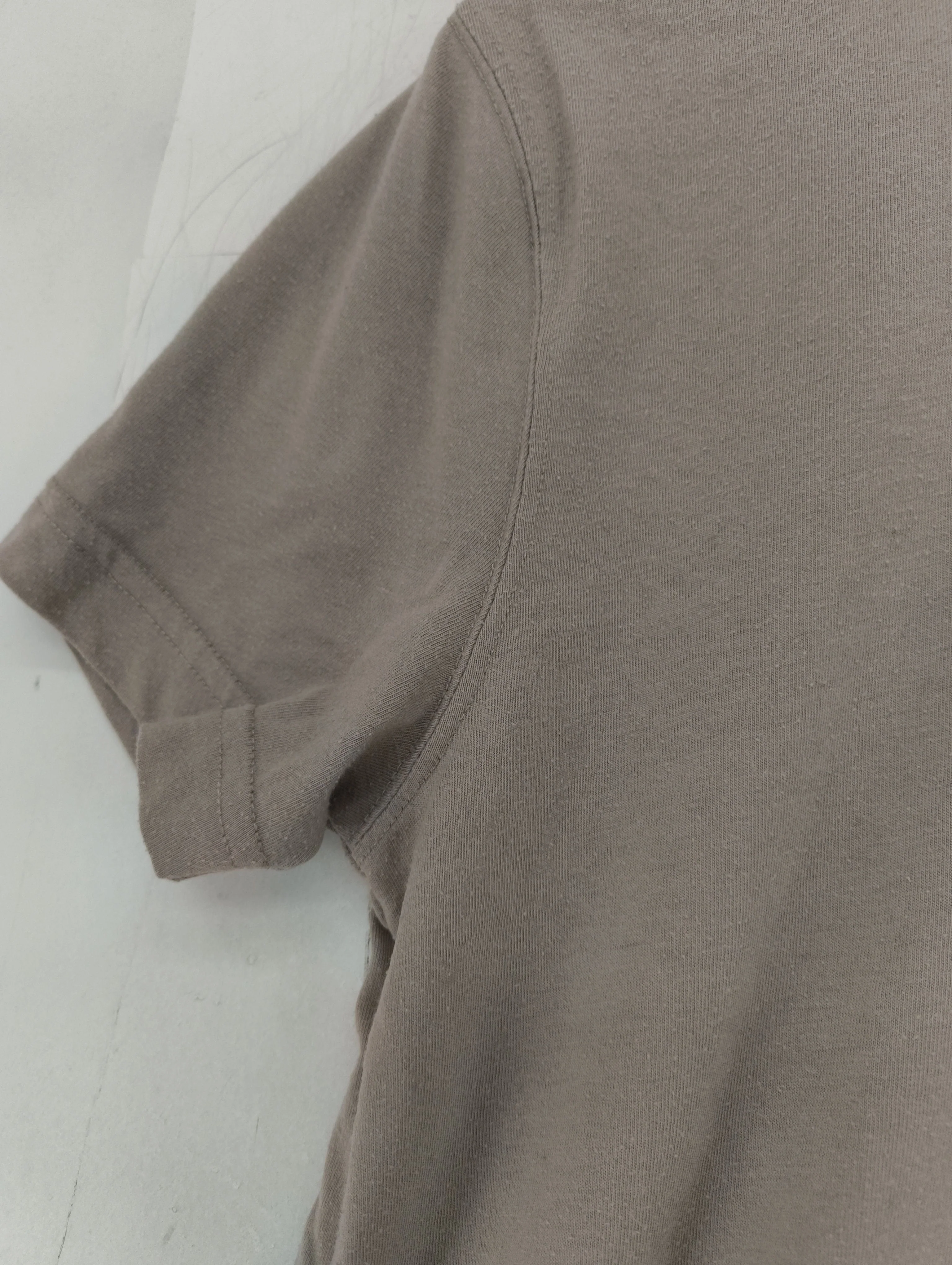 Abercrombie & Fitch Men's T-Shirt XS Tan Cotton with Polyester Basic - Image 5