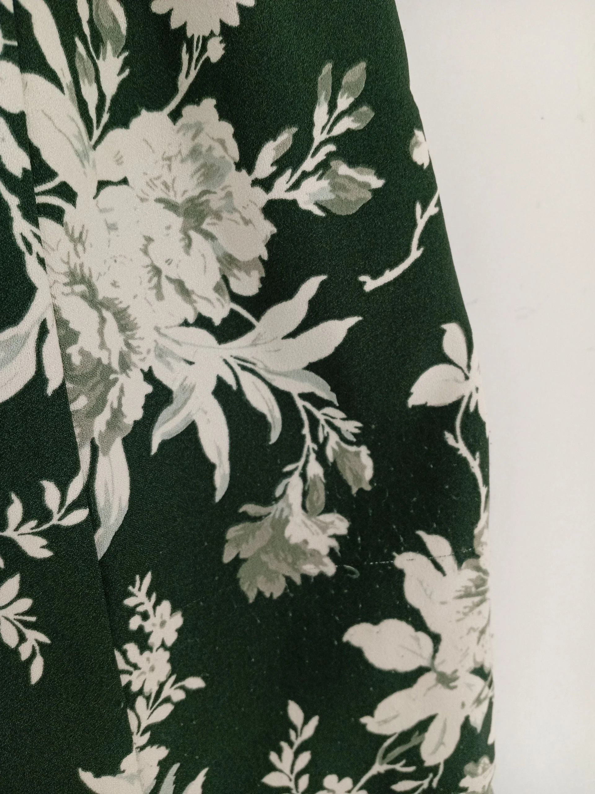 Abercrombie & Fitch Slip Mini Dress M in Green - Image 6
