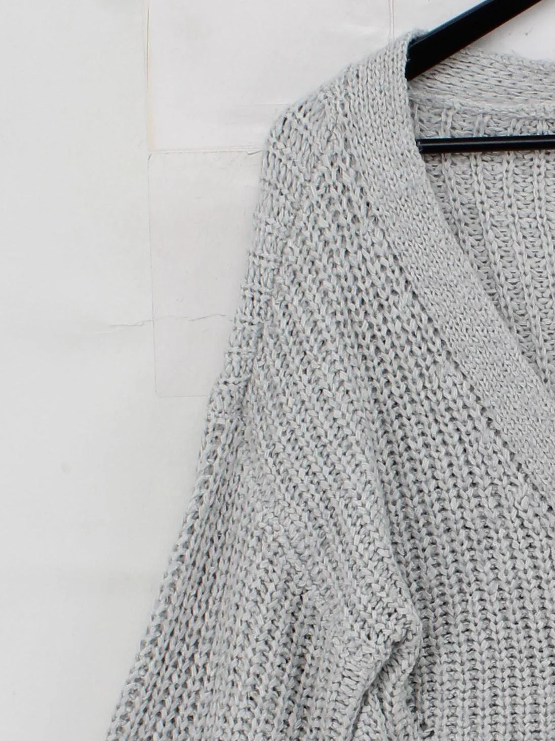 Abercrombie & Fitch Women's Cardigan M Grey 100% Other V-Neck Cardigan - Image 4