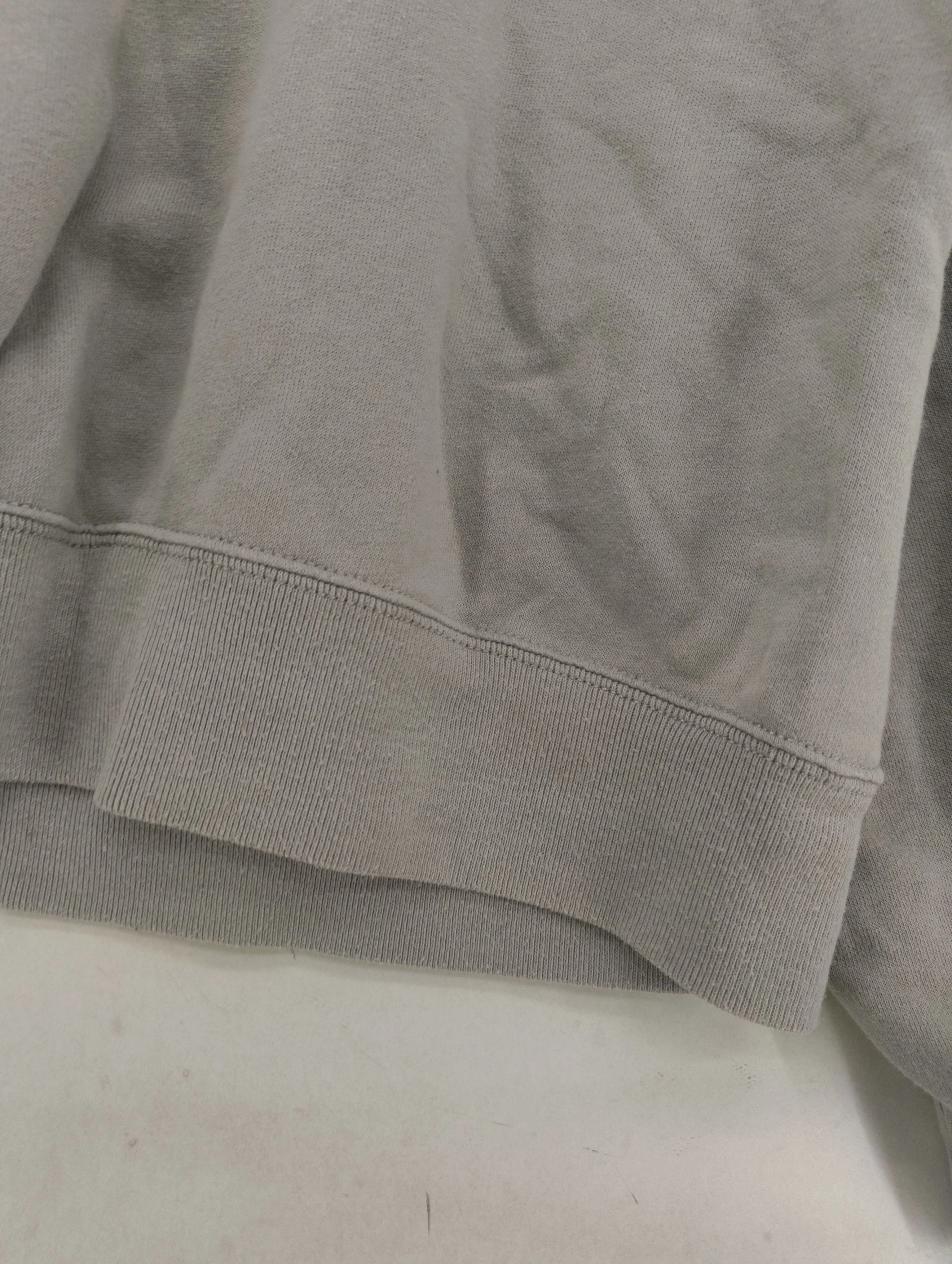 Abercrombie & Fitch Women's Hoodie L Grey Graphic Cotton with Polyester Pullover - Image 6