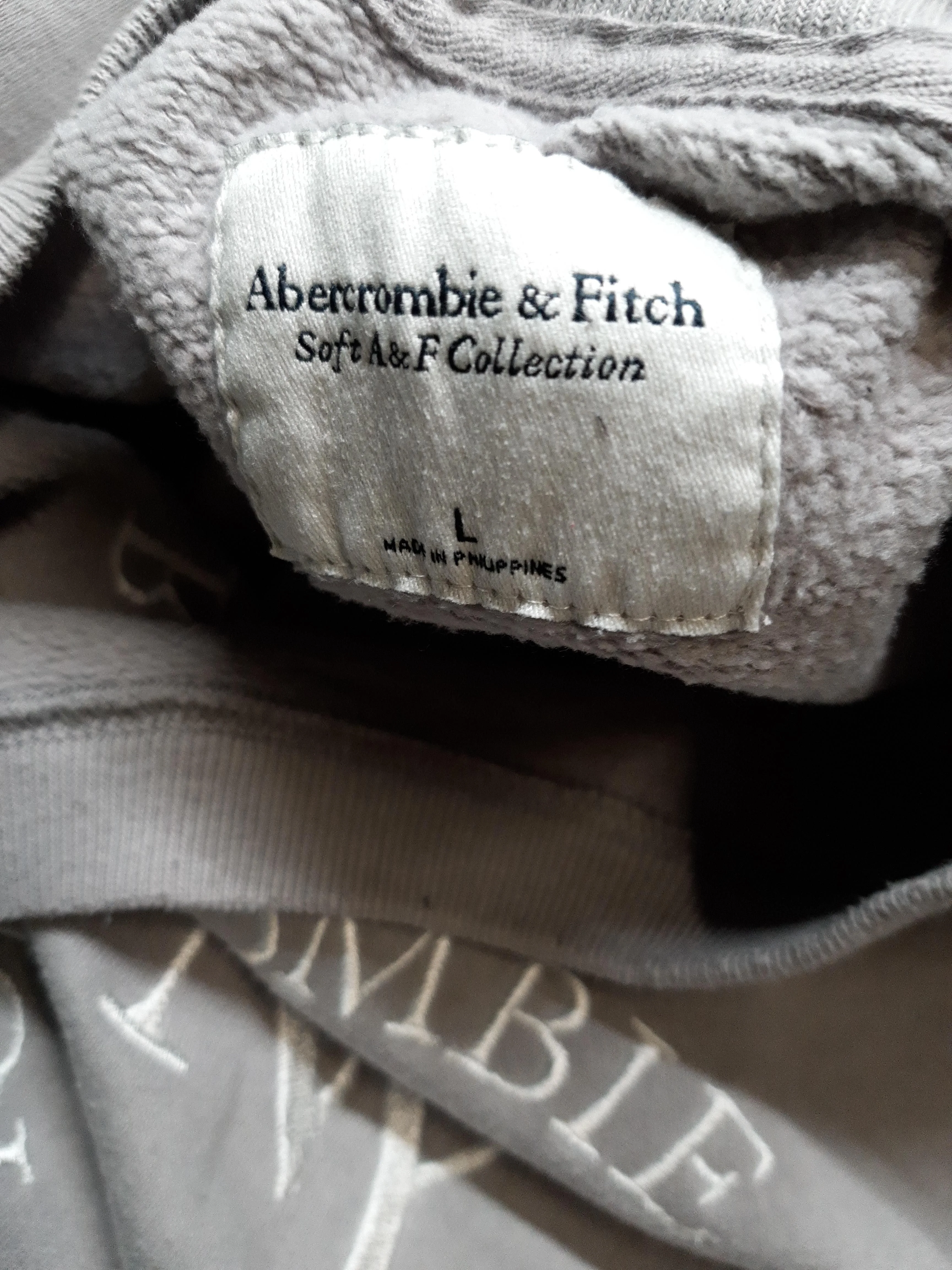 Abercrombie & Fitch Women's Hoodie L Grey Graphic Cotton with Polyester Pullover - Image 7