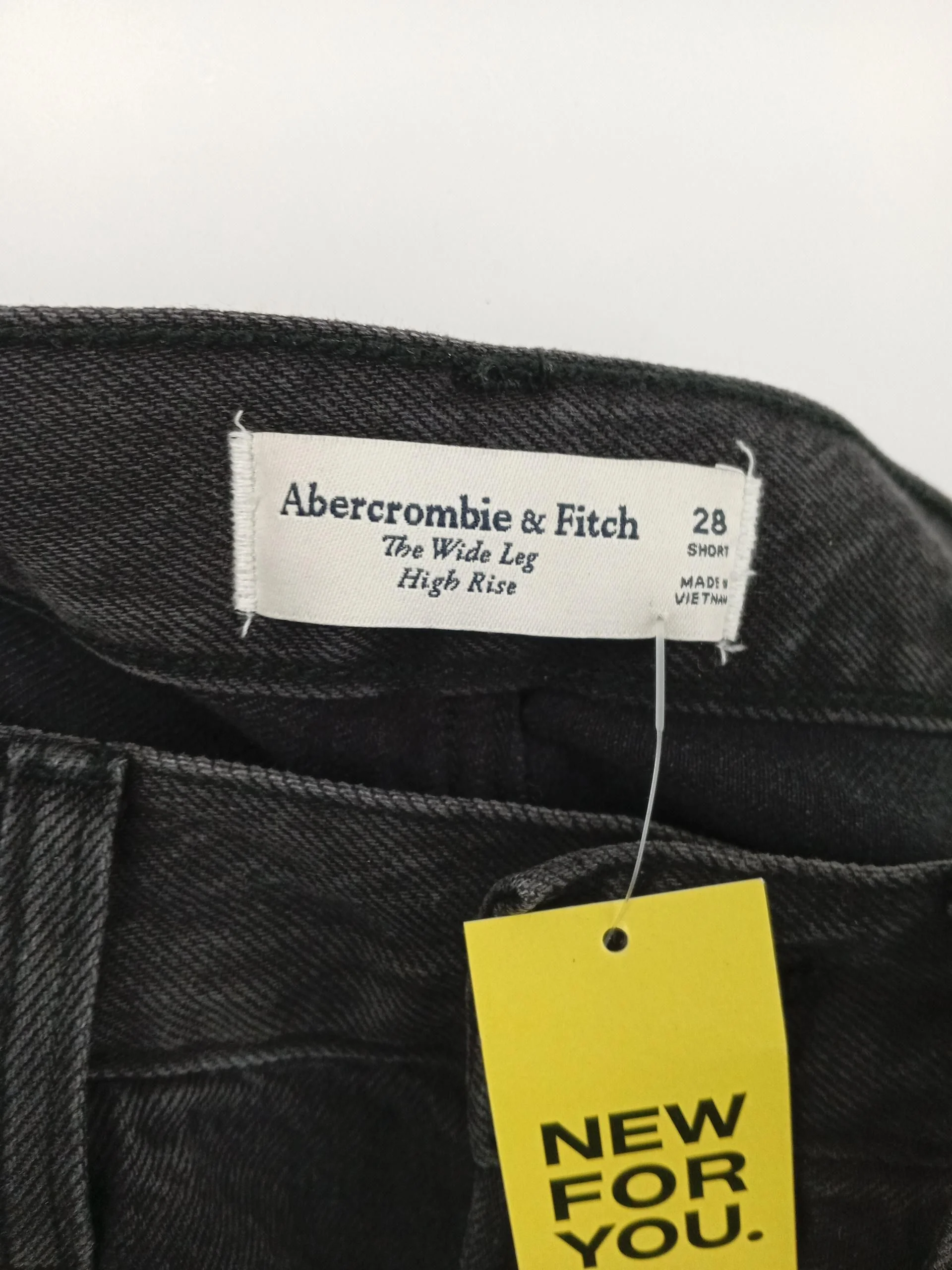 Abercrombie & Fitch Women's Jeans W 28 in Black Cotton - Image 7