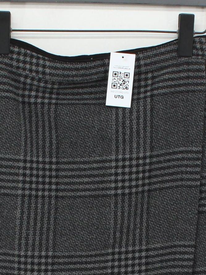 Abercrombie & Fitch Women's Mini Skirt M Grey Polyester - Image 3