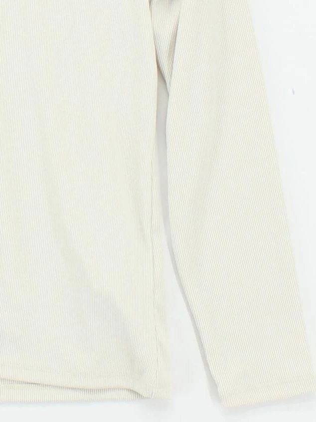 Abercrombie & Fitch Women's Shirt L Cream Polyester with Elastane Basic - Image 4