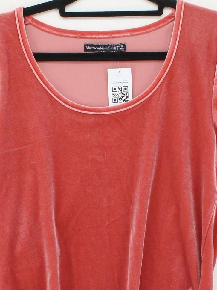 Abercrombie & Fitch Women's T-Shirt M Red 100% Other Basic - Image 3