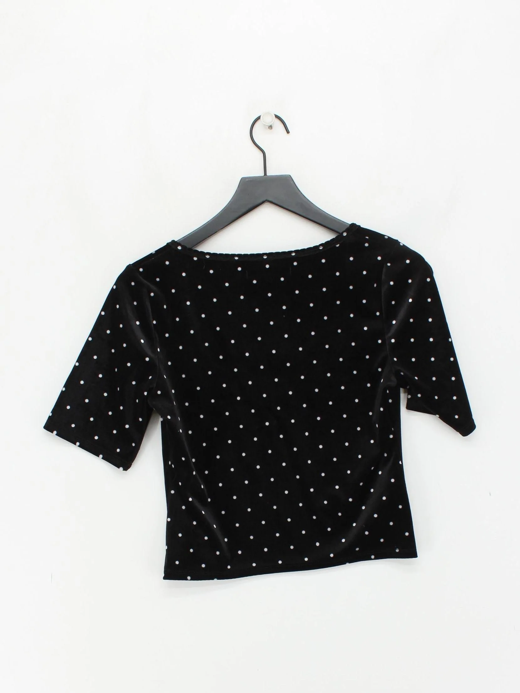 Abercrombie & Fitch Women's Top M Black 100% Other Cropped - Image 2