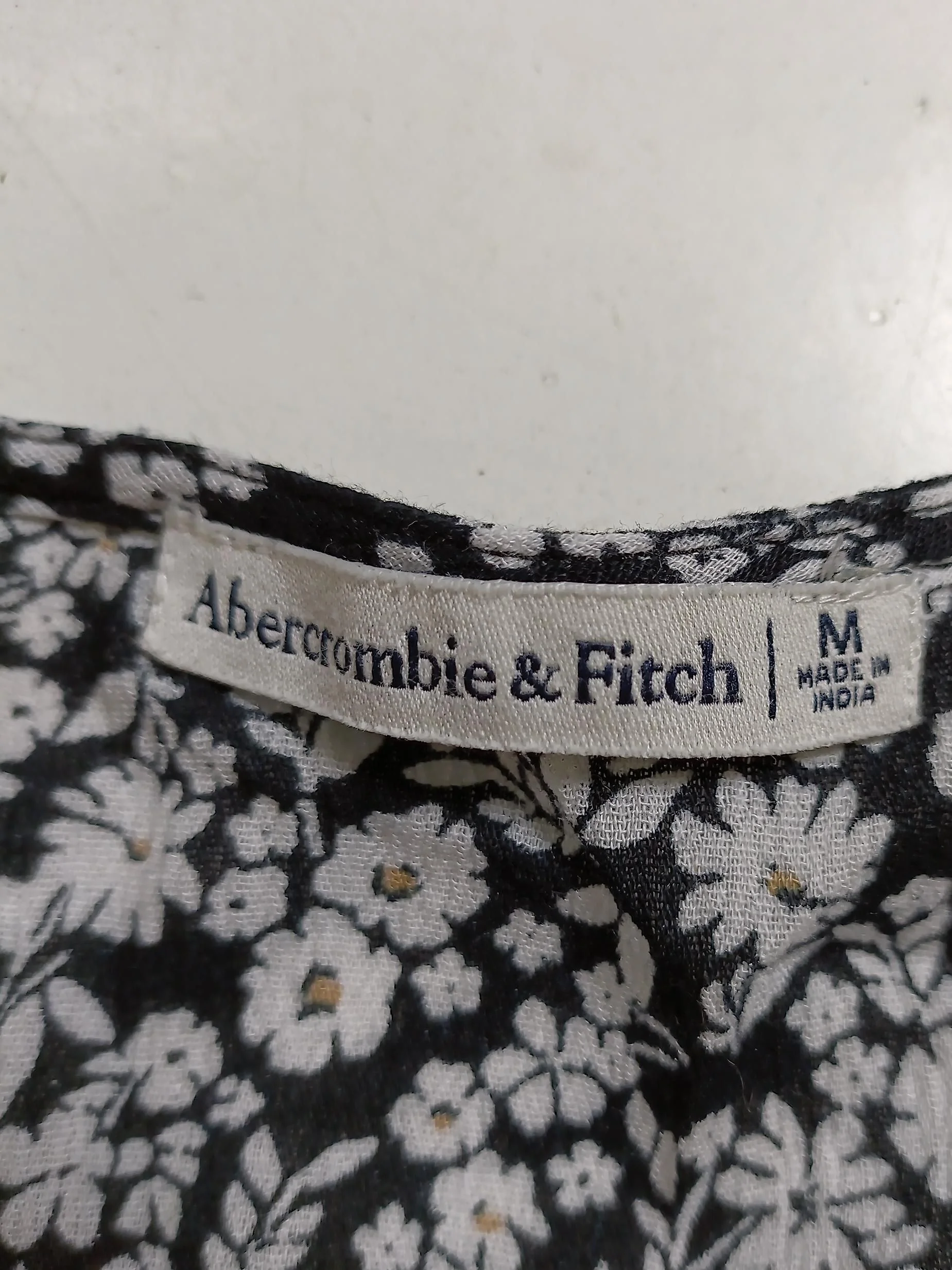 Abercrombie & Fitch Women's Top M Multi 100% Other Basic - Image 5