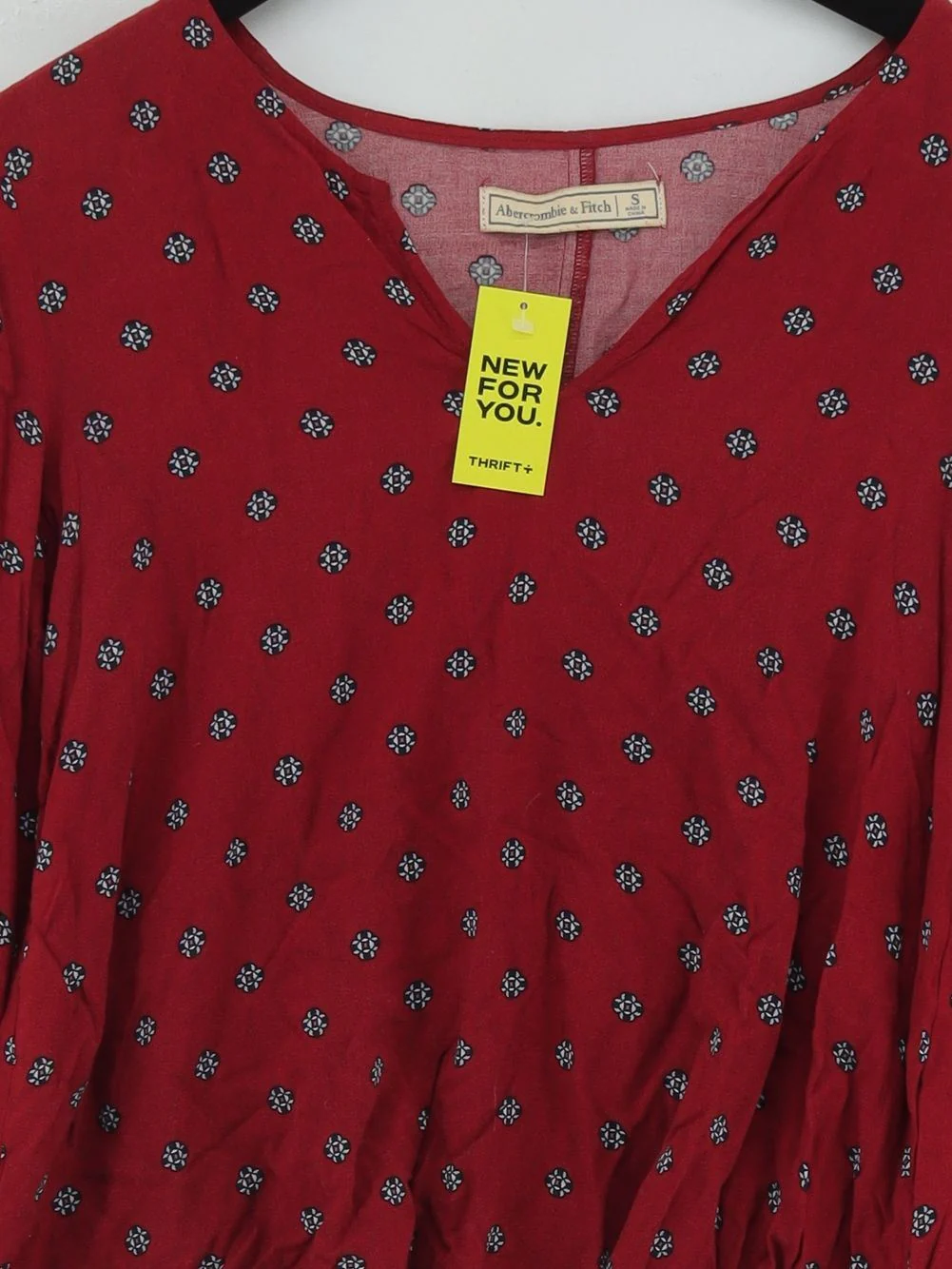 Abercrombie & Fitch Women's Top S Red 100% Viscose Basic - Image 3