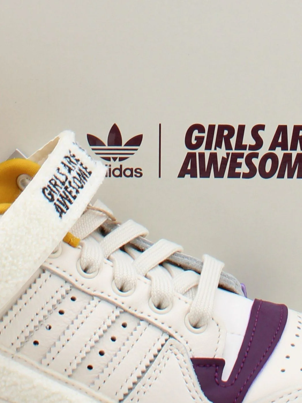 Adidas FORUM LOW W GIRLS ARE AWE... Women's Trainers UK4 EU36.5 US5.5 in Multi RRP £84.5 - Image 4