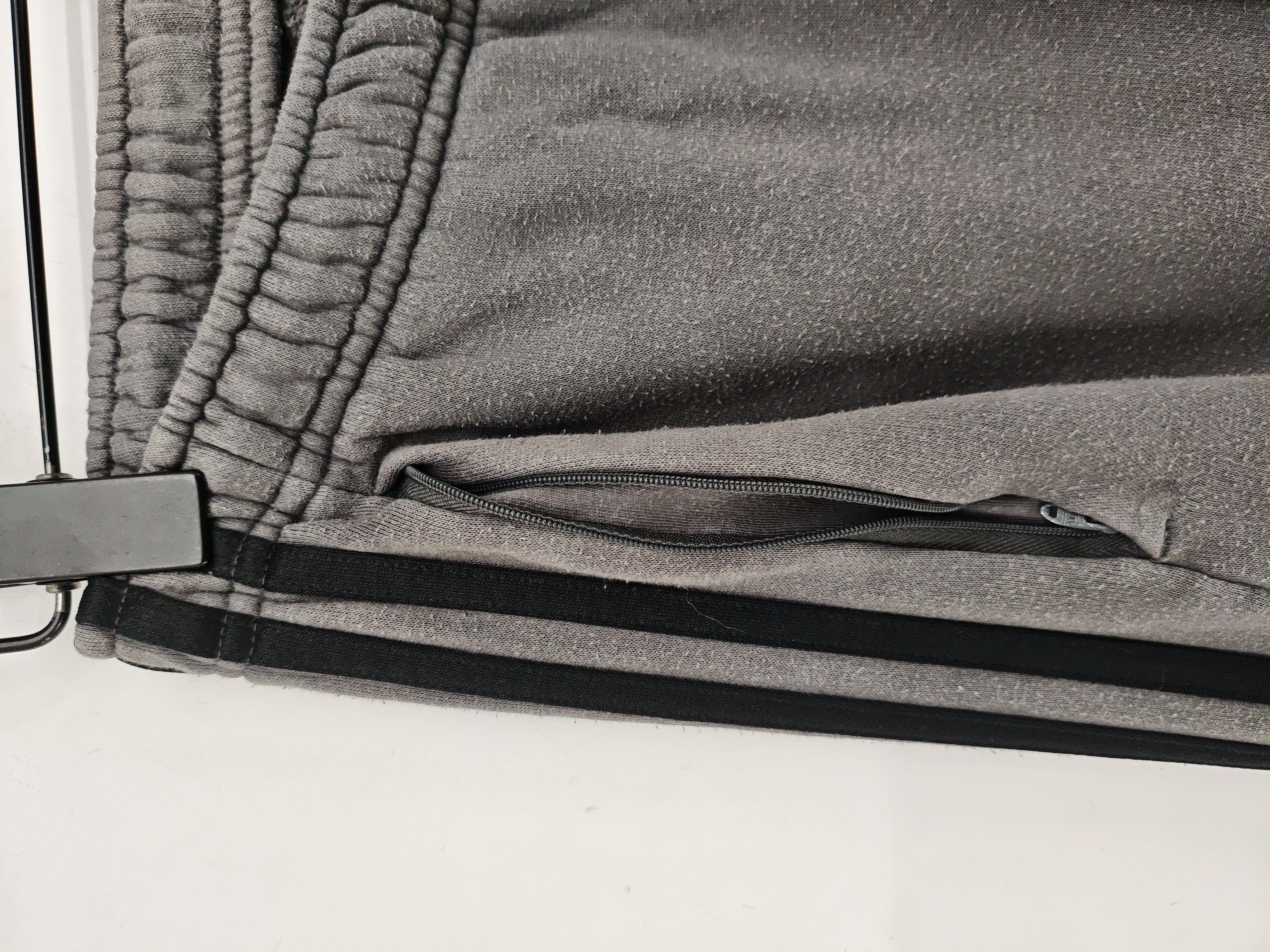 Adidas Men's Sports Bottoms M Grey Cotton with Polyester Sweatpants - Image 6