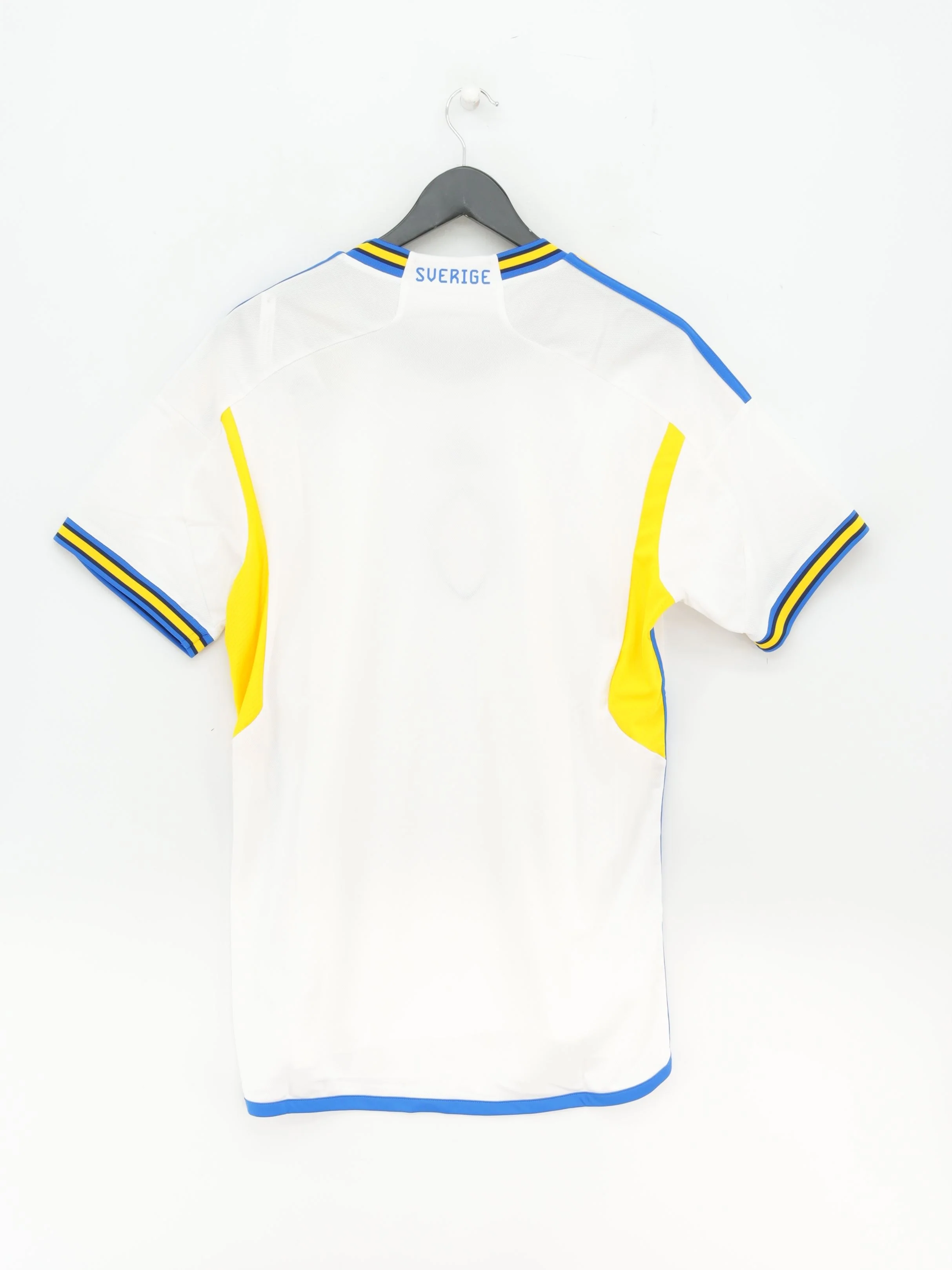 Adidas Men's T-Shirt L White 100% Polyester Crew Neck Basic New with tags - Image 2