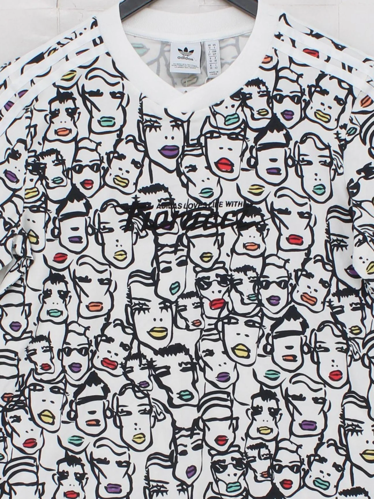 Adidas Men's T-Shirt S White Graphic Polyester with Cotton Basic New with tags - Image 3