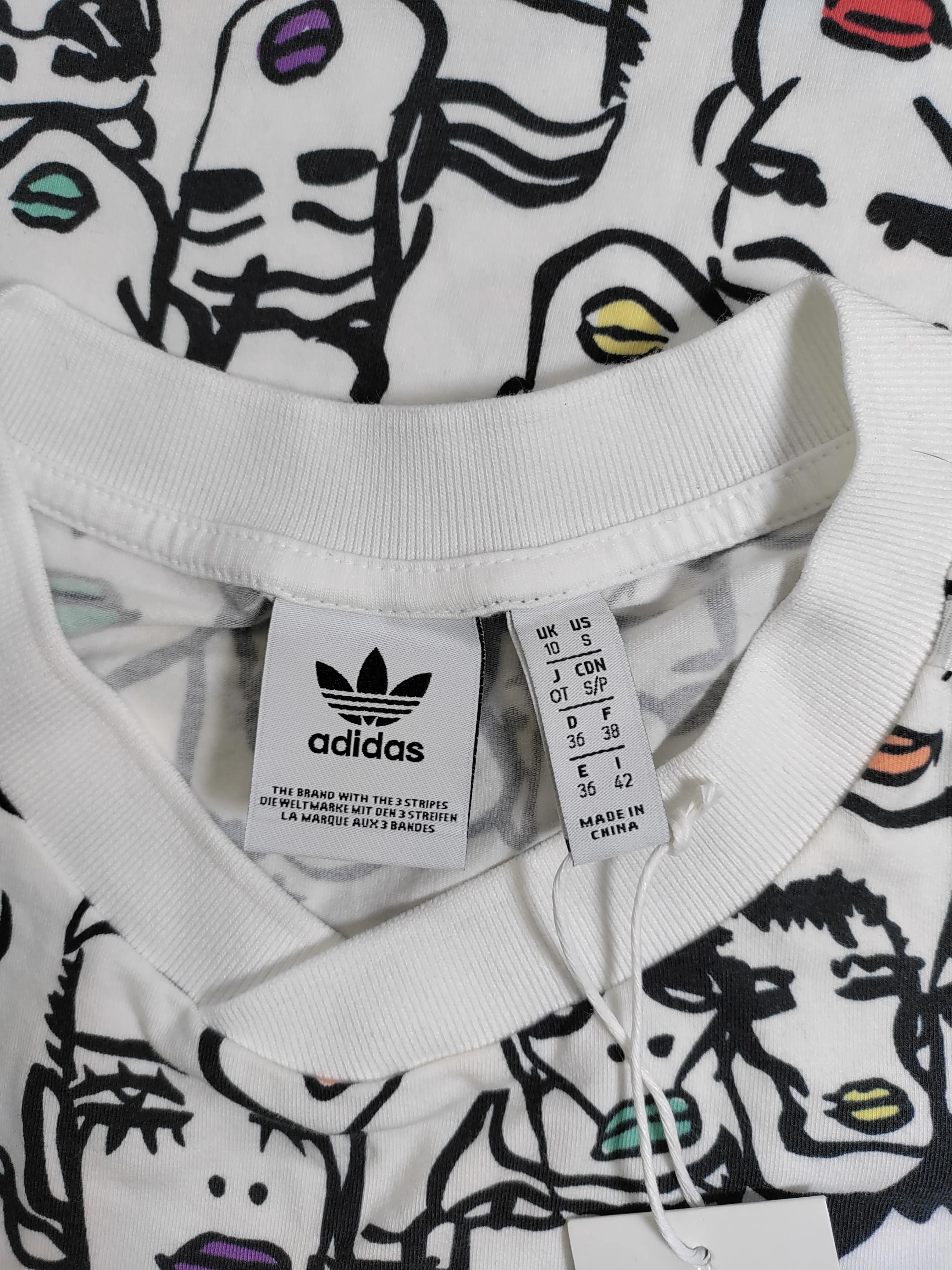 Adidas Men's T-Shirt S White Graphic Polyester with Cotton Basic New with tags - Image 5