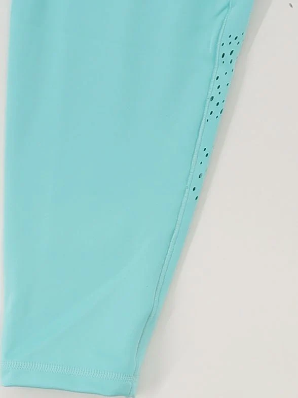 Adidas Women's Leggings XL Blue Polyester with Elastane Cropped New with tags - Image 4
