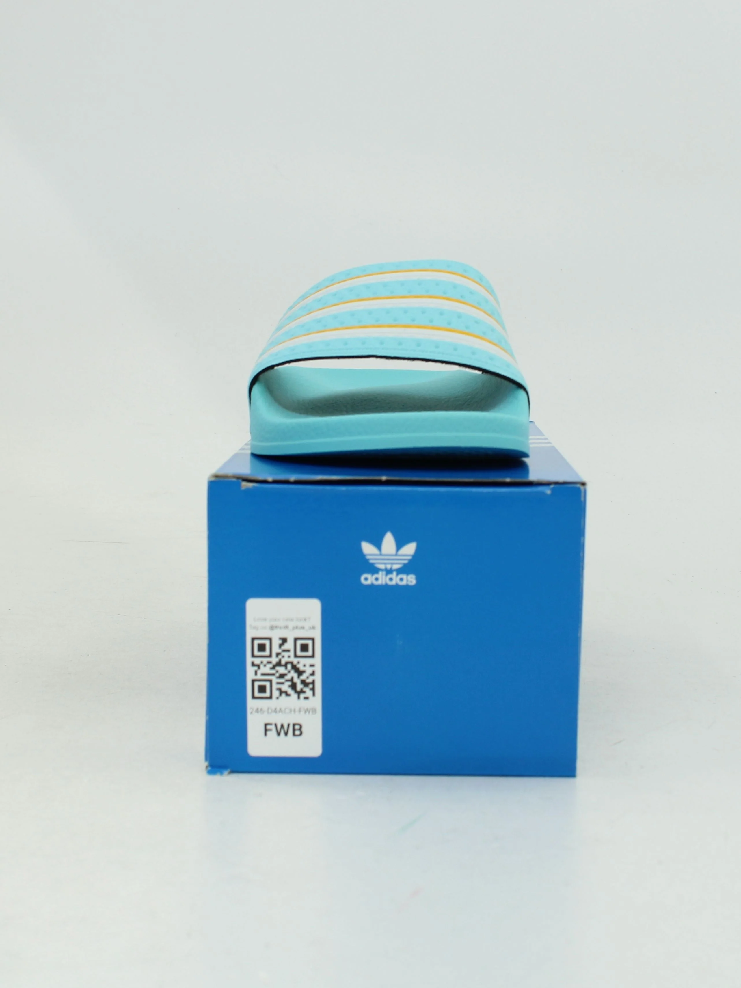 Adidas Women's Sandals UK 7 Blue Striped 100% Other Slider New with tags - Image 8