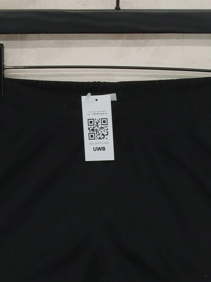 Adidas Women's Shorts S Black 100% Polyester Sweat - Image 3