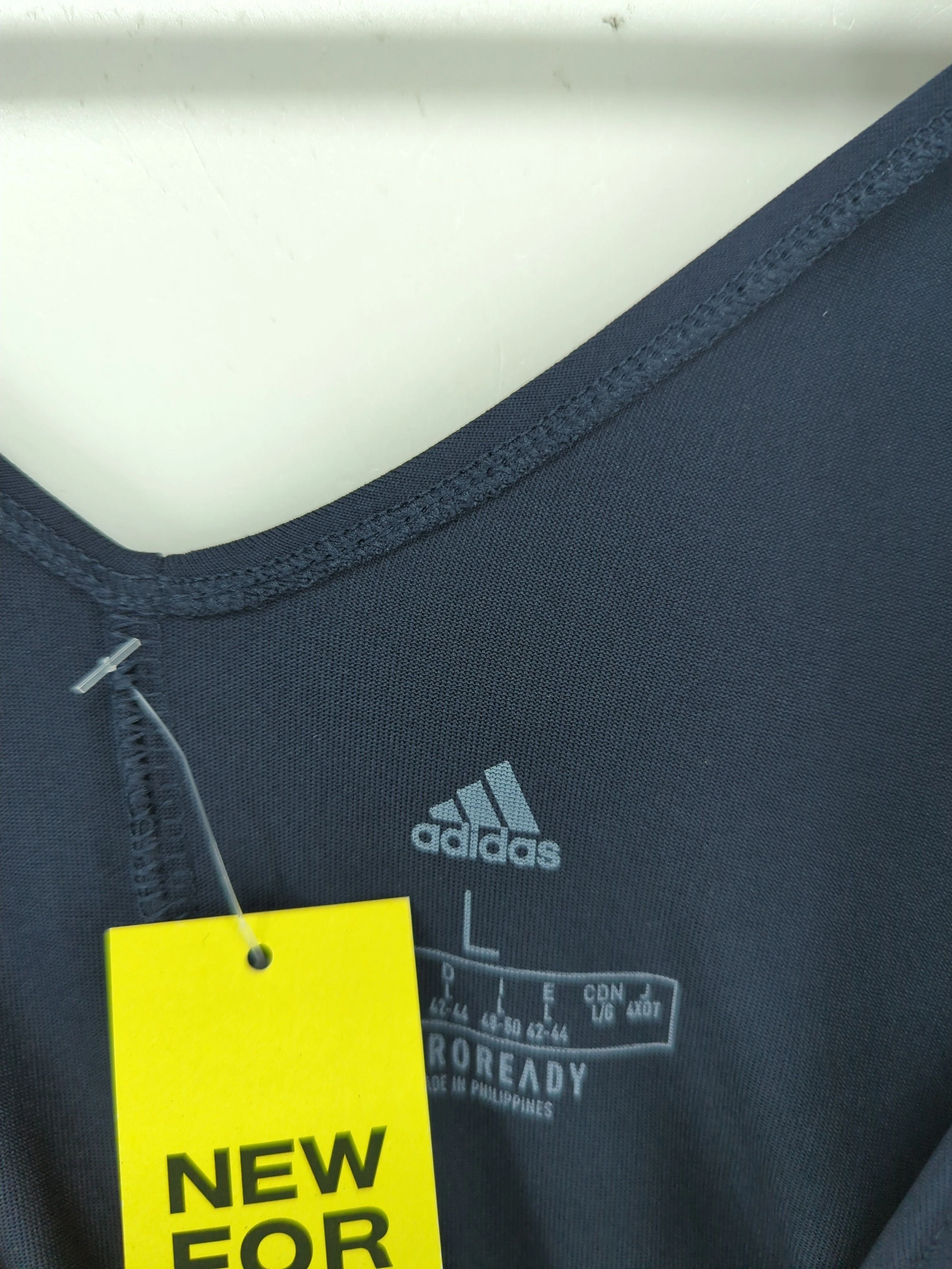Adidas Women's T-Shirt L Blue Polyester with Rayon, Spandex Basic New with tags - Image 5