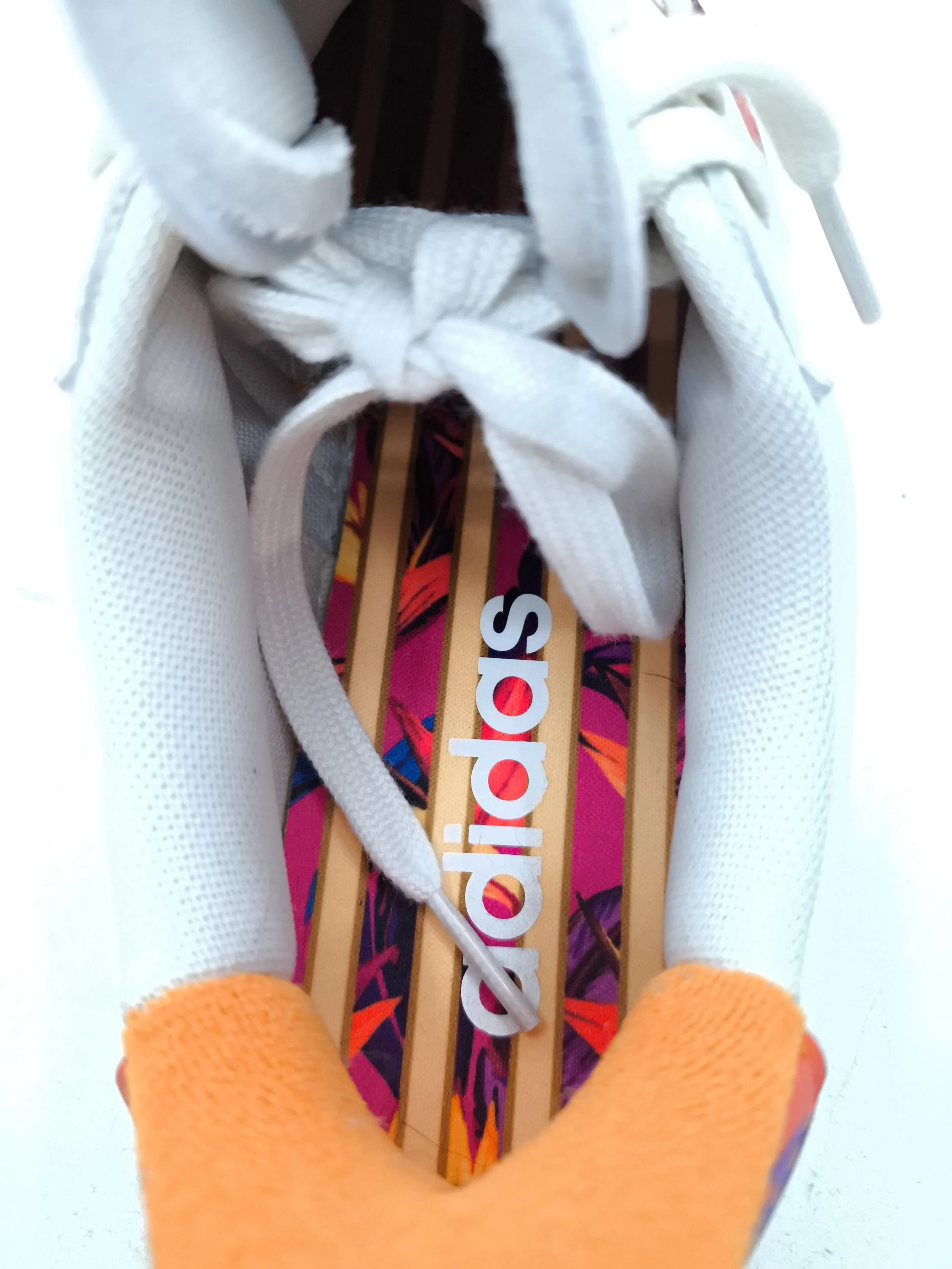 Adidas Women's Trainers EU38.5 in Cream - Image 6