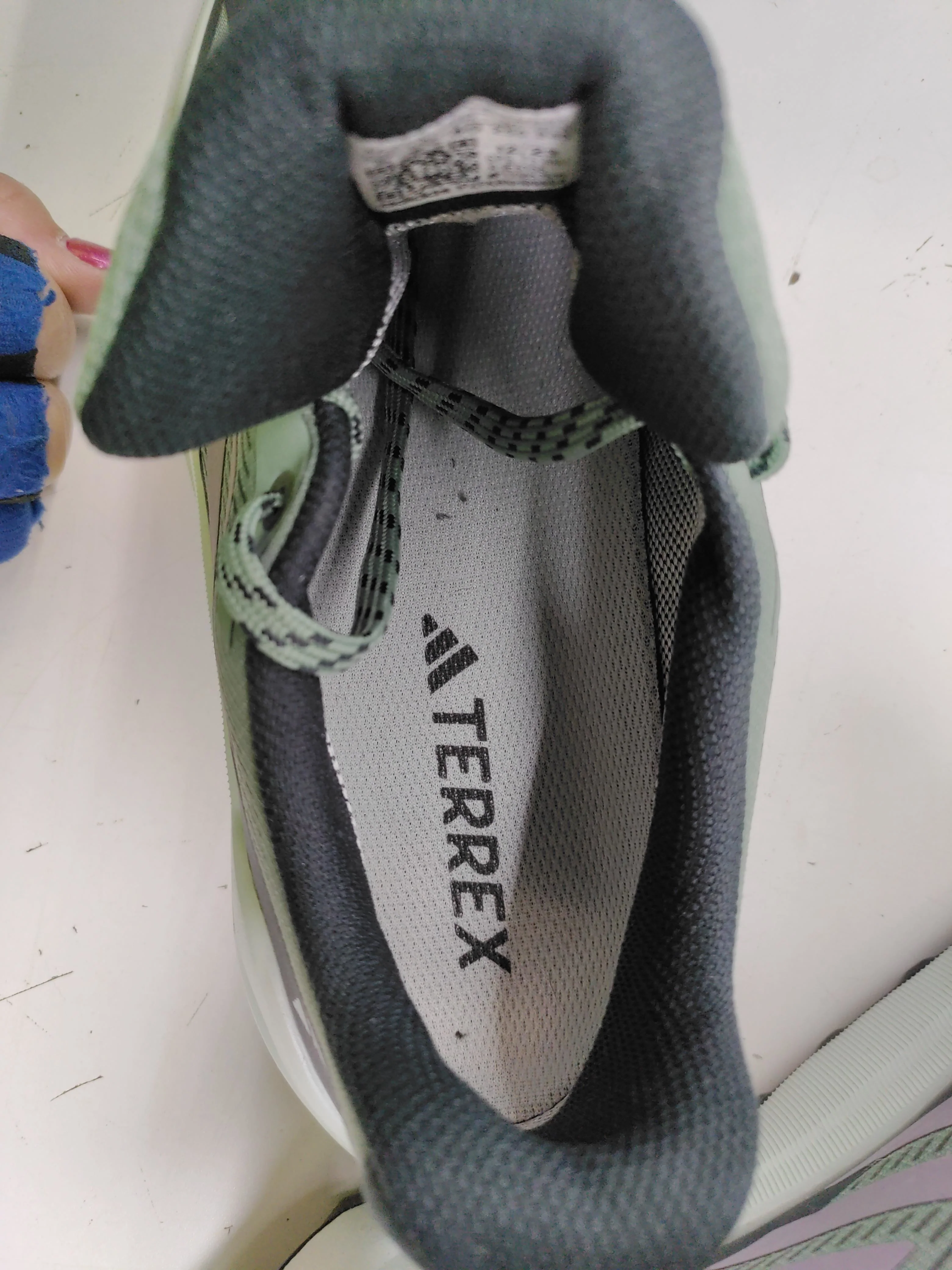Adidas Women's Trainers UK6.5 EU40 US8 in Green - Image 9