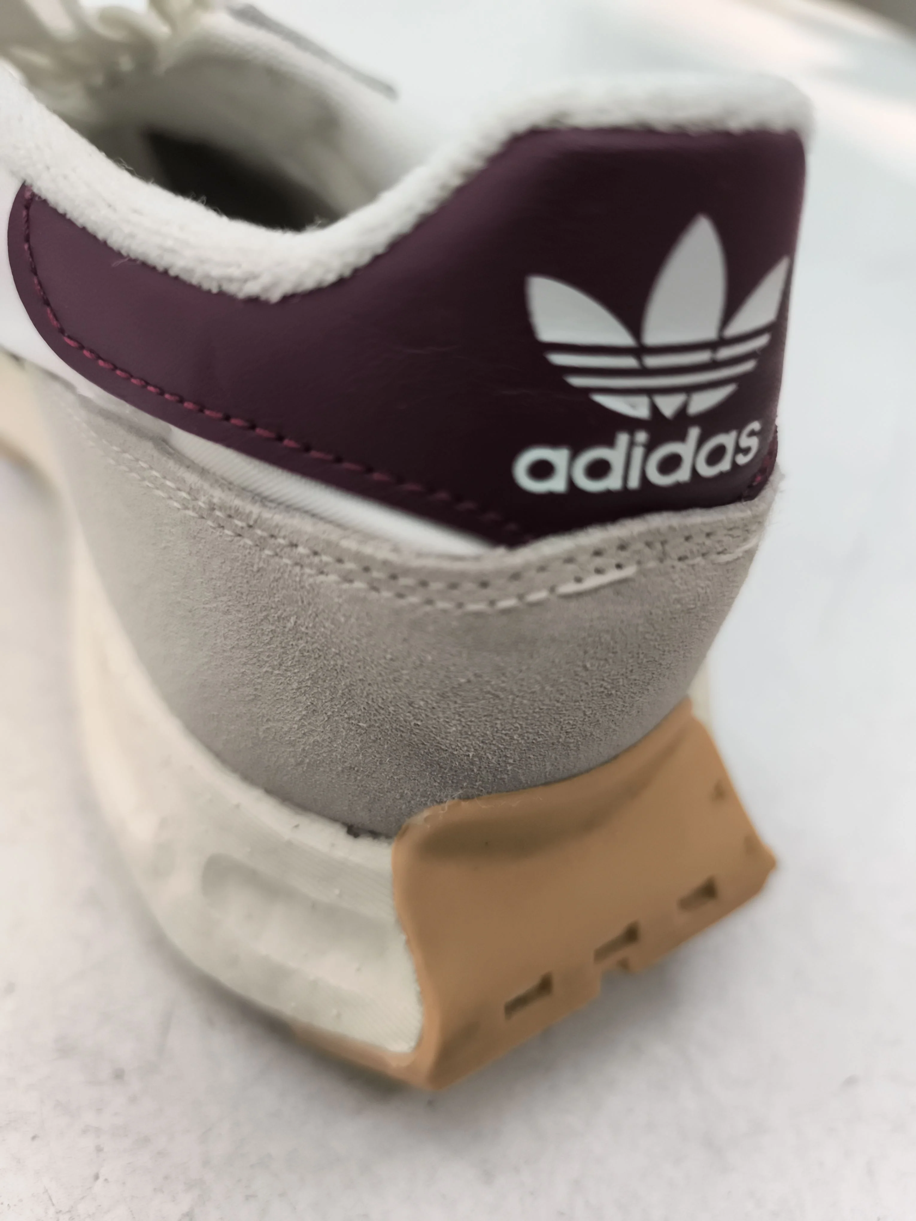 Adidas Women's Trainers UK7.5 EU41 US9 in White - Image 9