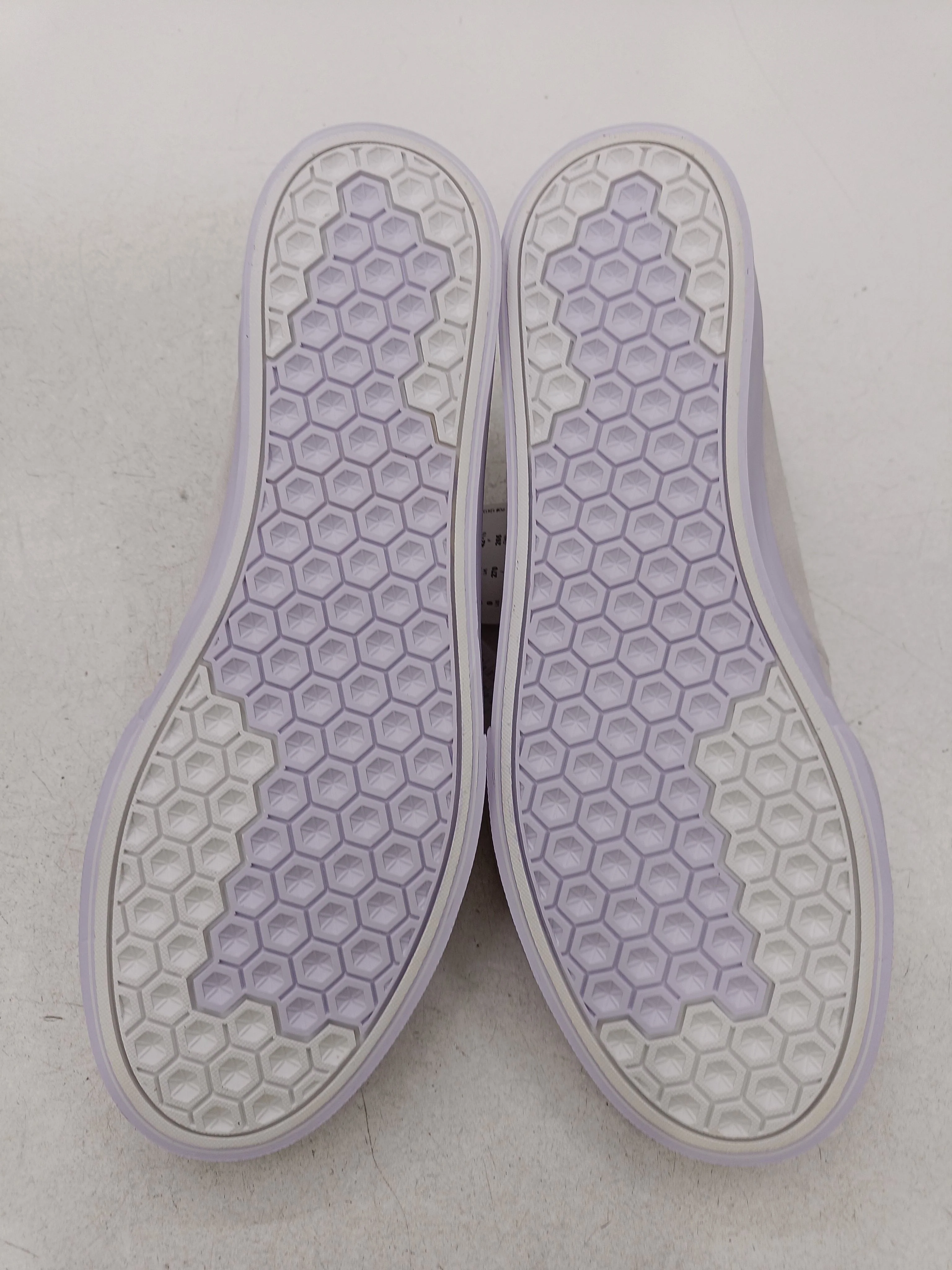 Adidas Women's Trainers UK8.5 in Grey RRP £95 - Image 7