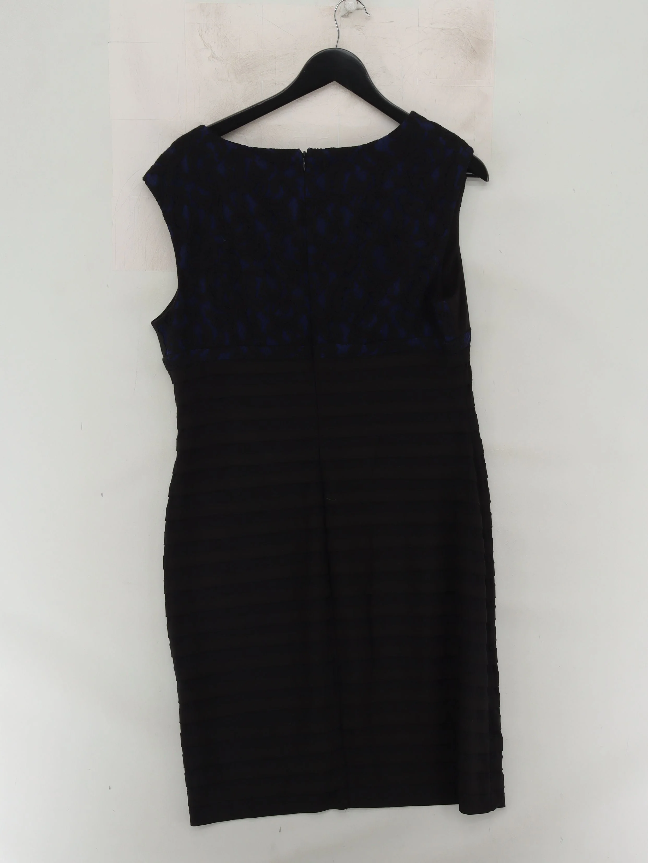Adrianna Papell Bodycon Mini Dress UK14 in Black - Image 2