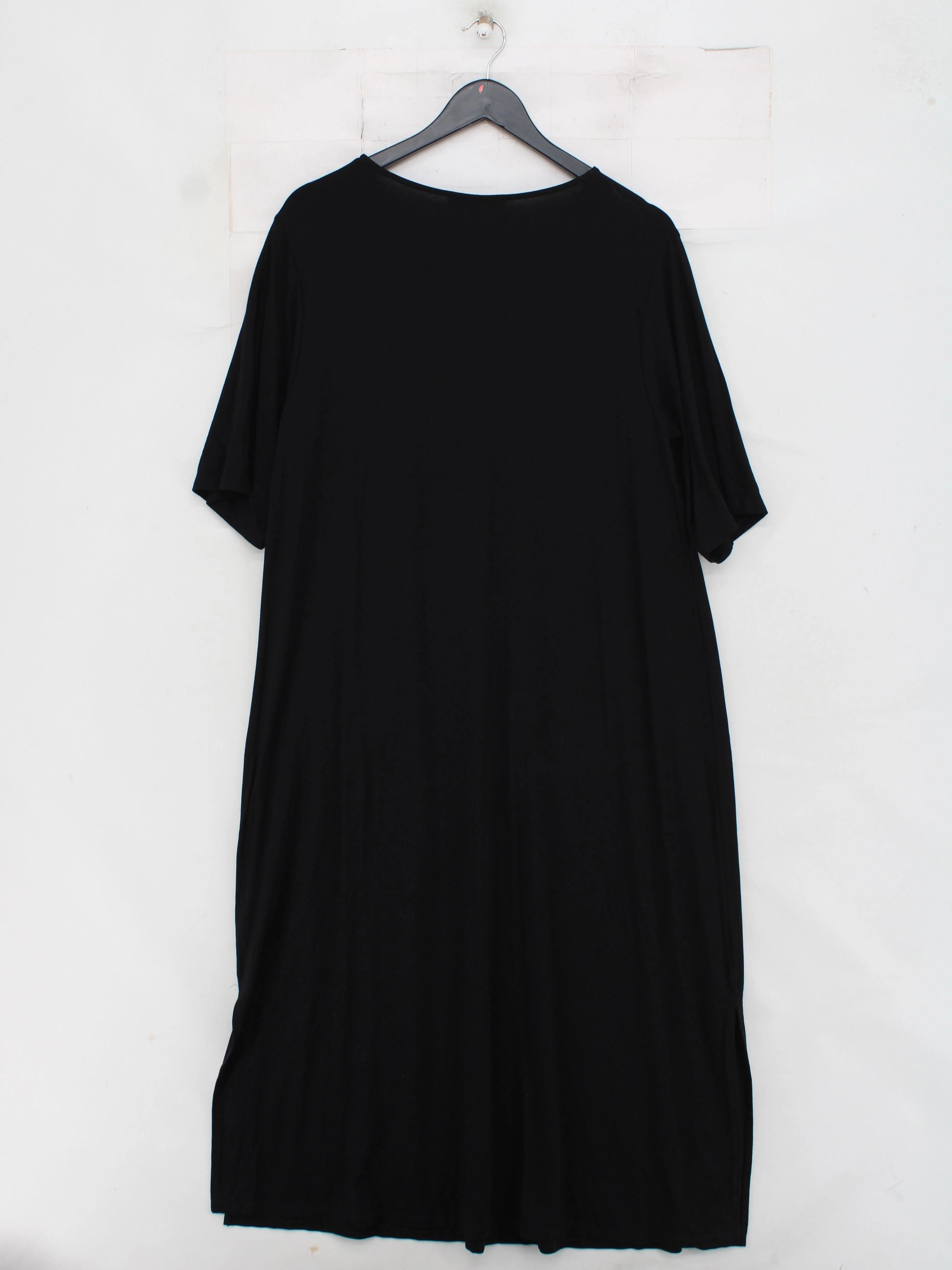 Aligne T-Shirt Midi Dress UK12 in Black - Image 2