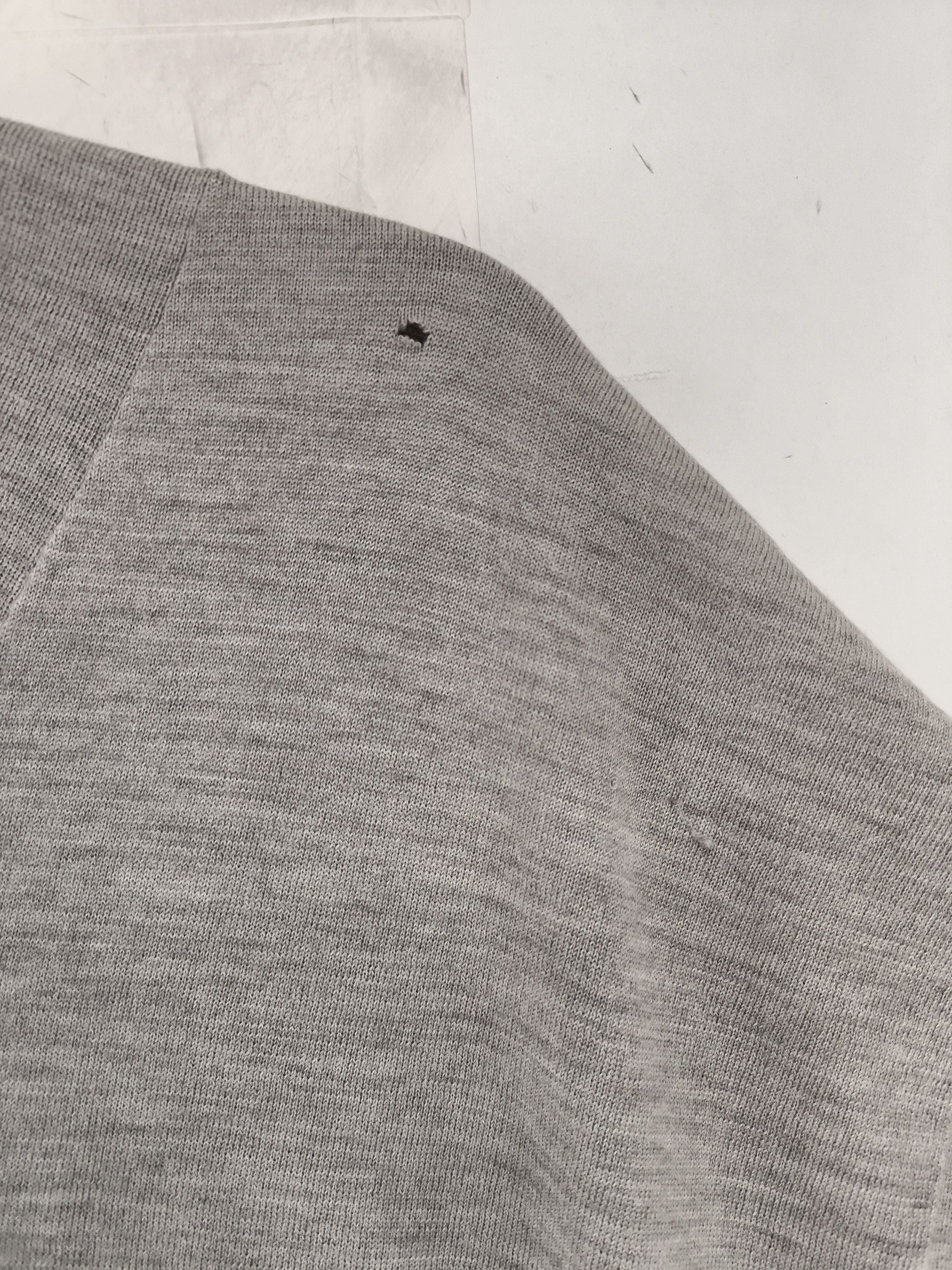 AllSaints Women's Top M Grey 100% Wool Short Sleeve V-Neck Basic - Image 5