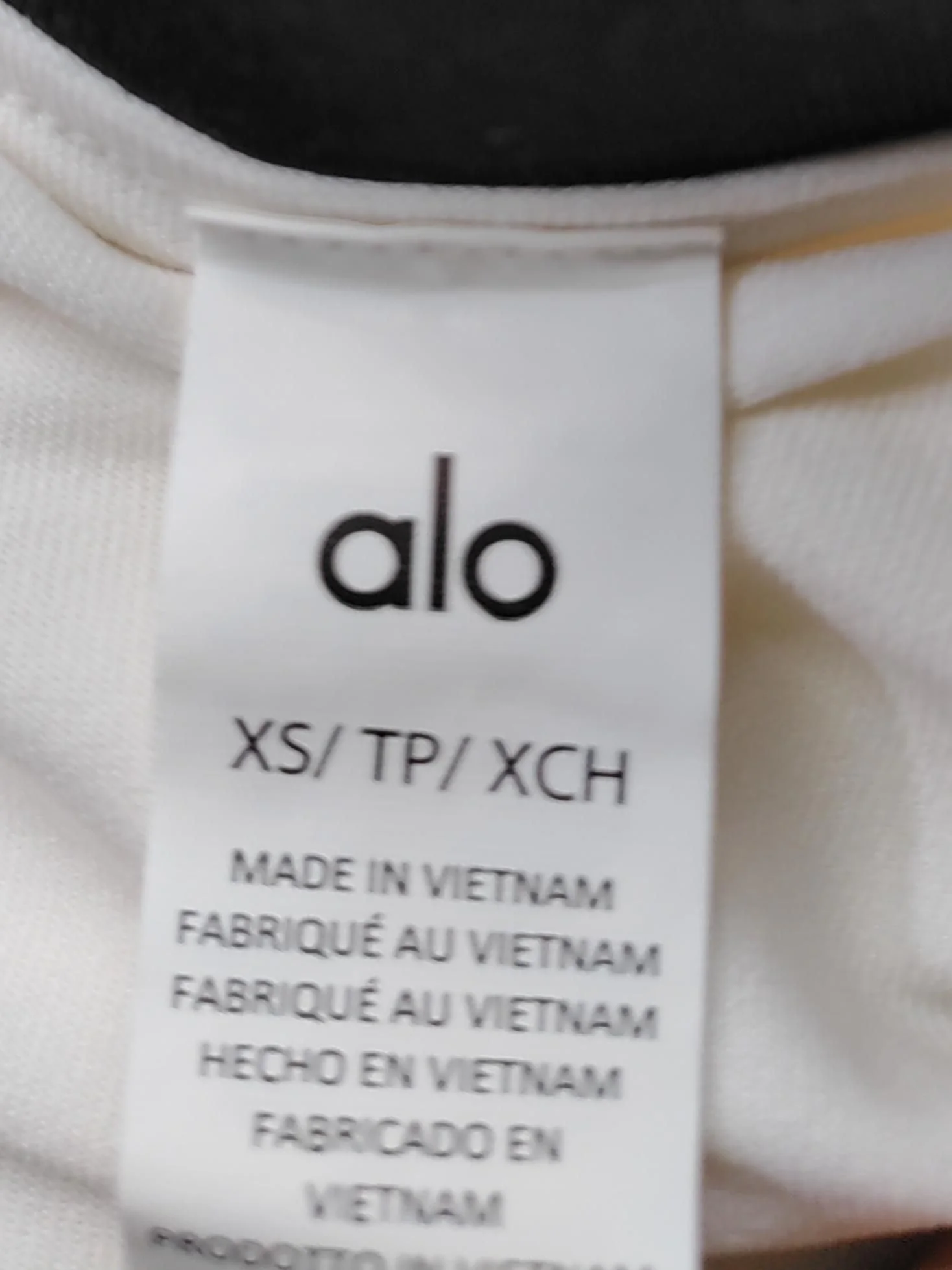 Alo Yoga Women's Mini Skirt XS White Nylon with Elastane, Polyester Short Mini - Image 5
