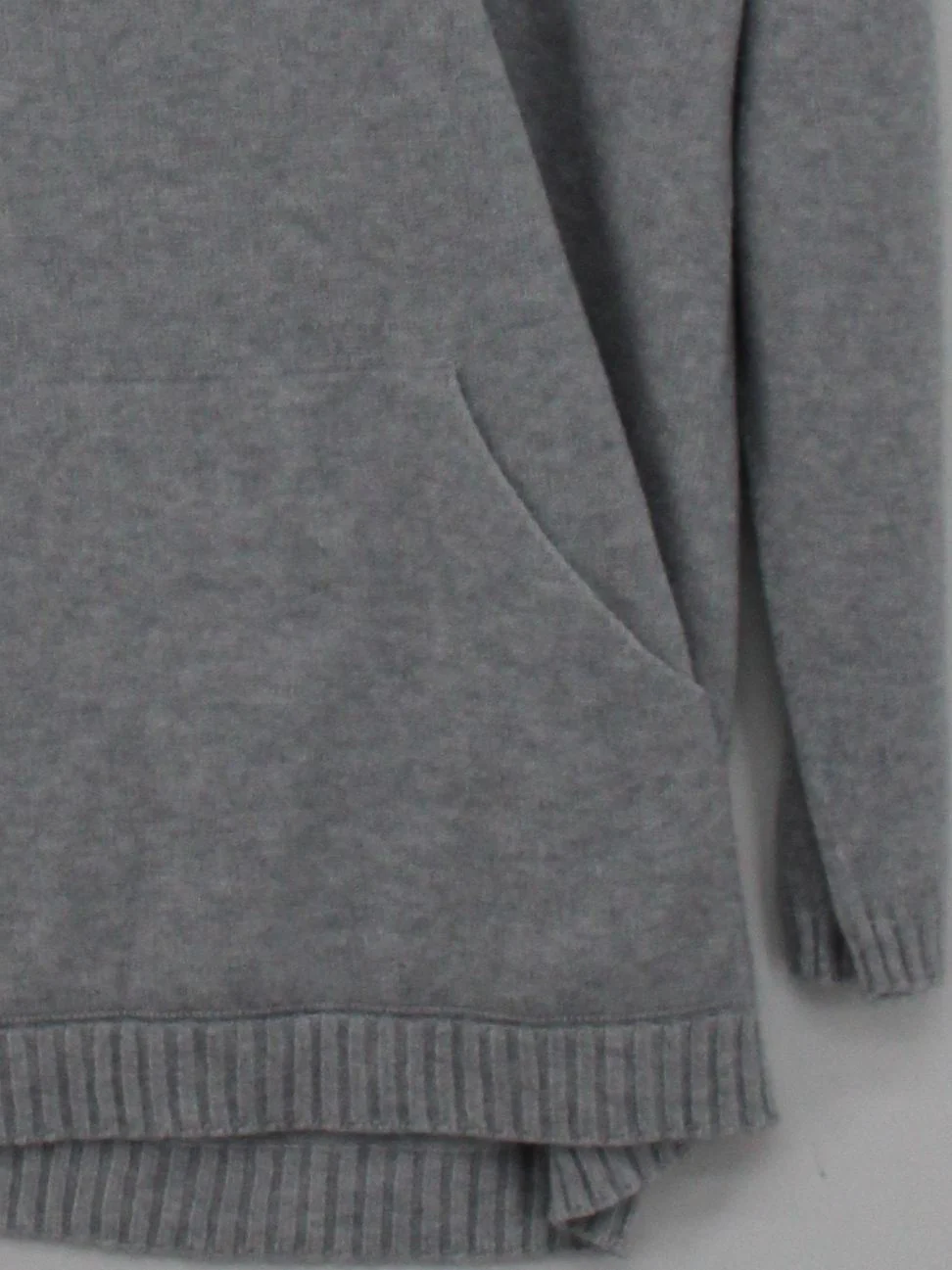 Alpini Knitwear Women's Hoodie M Grey Viscose with Polyester, Polyamide Pullover - Image 4