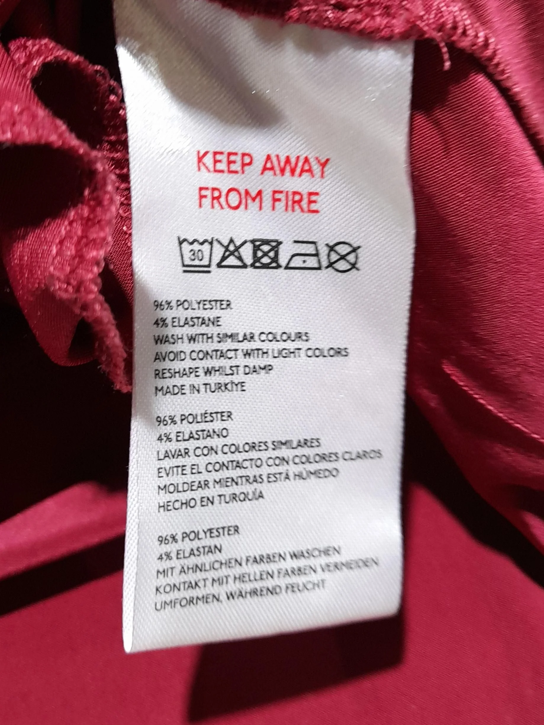 Anthropologie Women's Top UK 14 Red Polyester with Elastane Basic - Image 7