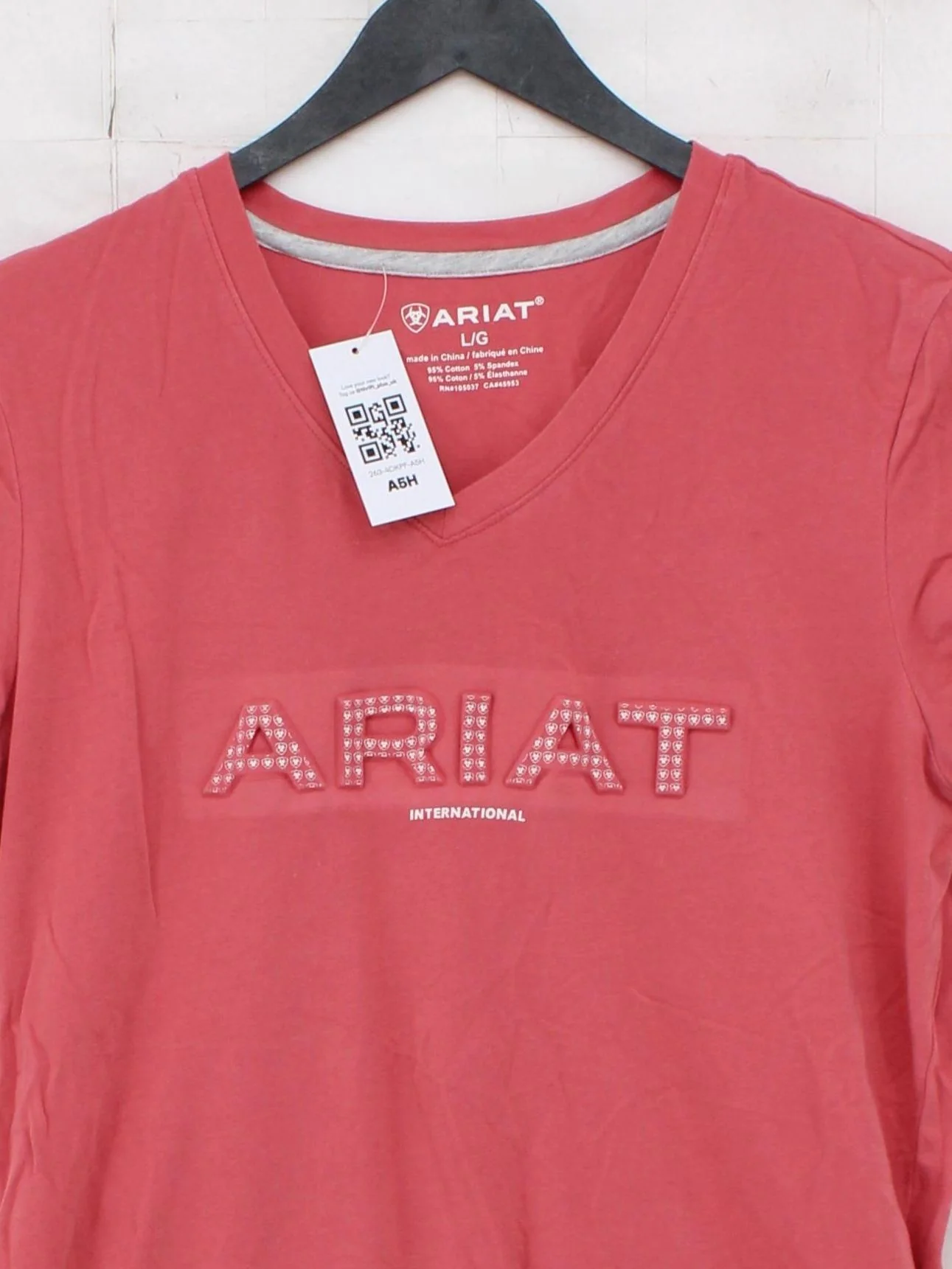 Ariat Women's T-Shirt L Red Cotton with Spandex Basic - Image 3