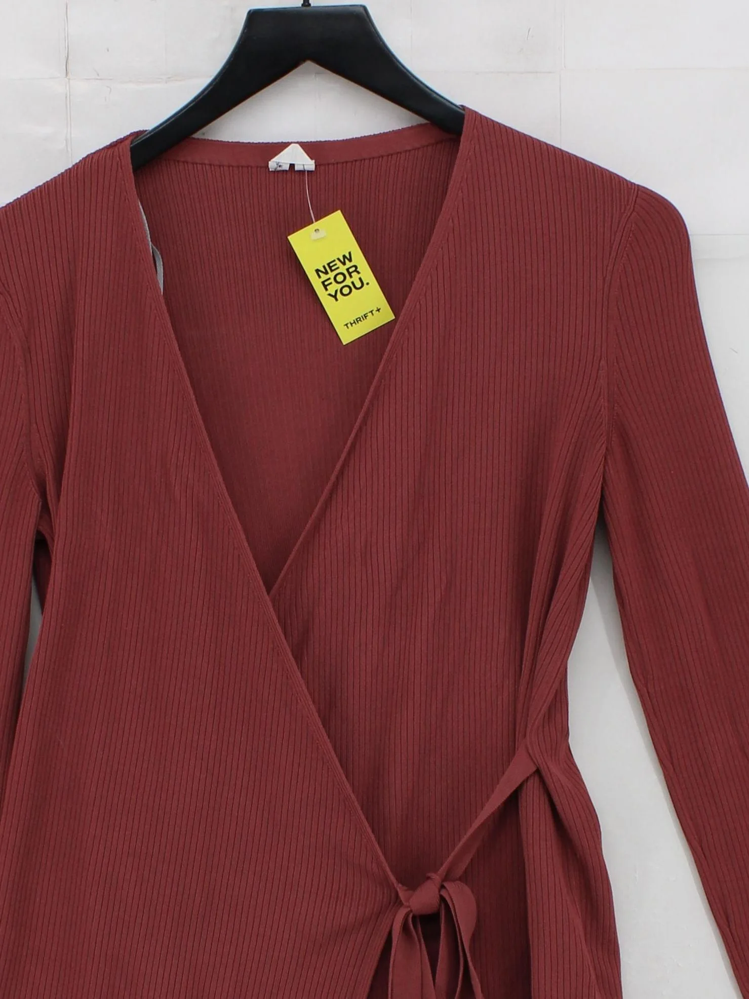Arket Women's Top XS Red 100% Viscose Long Sleeve V-Neck Basic - Image 3