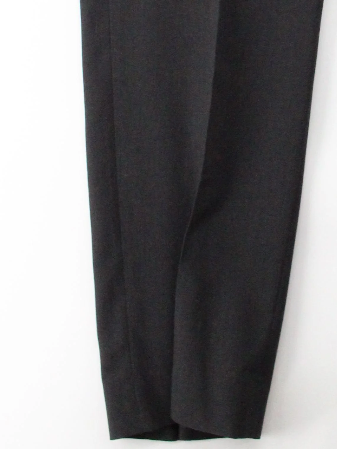 Armani Collezioni Men's Two Piece Suit Chest: 45 in Grey Wool - Image 4