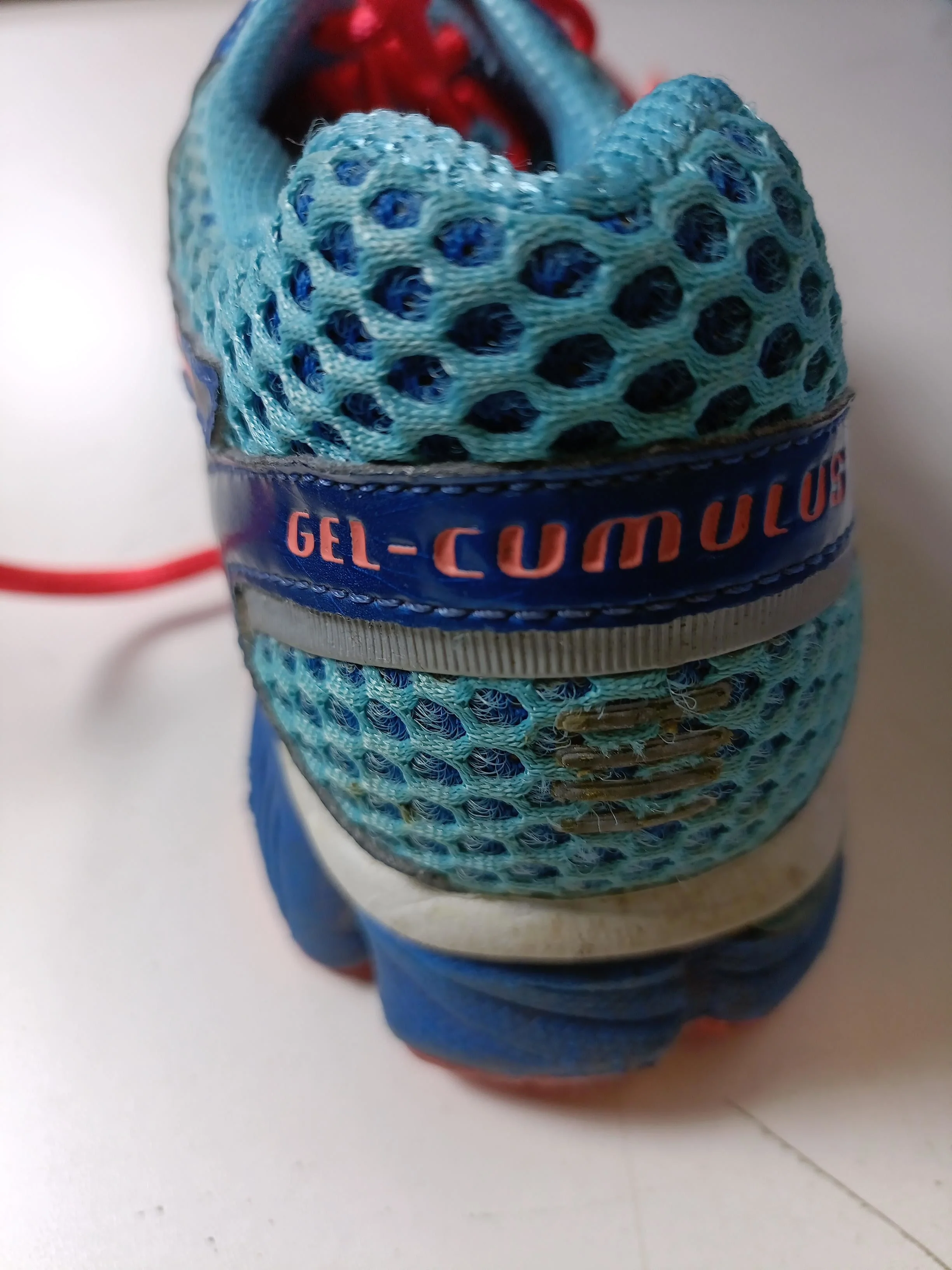 Asics GEL-CUMULUS 15 Women's Trainers T3C5N EU37 US8 in Blue - Image 9