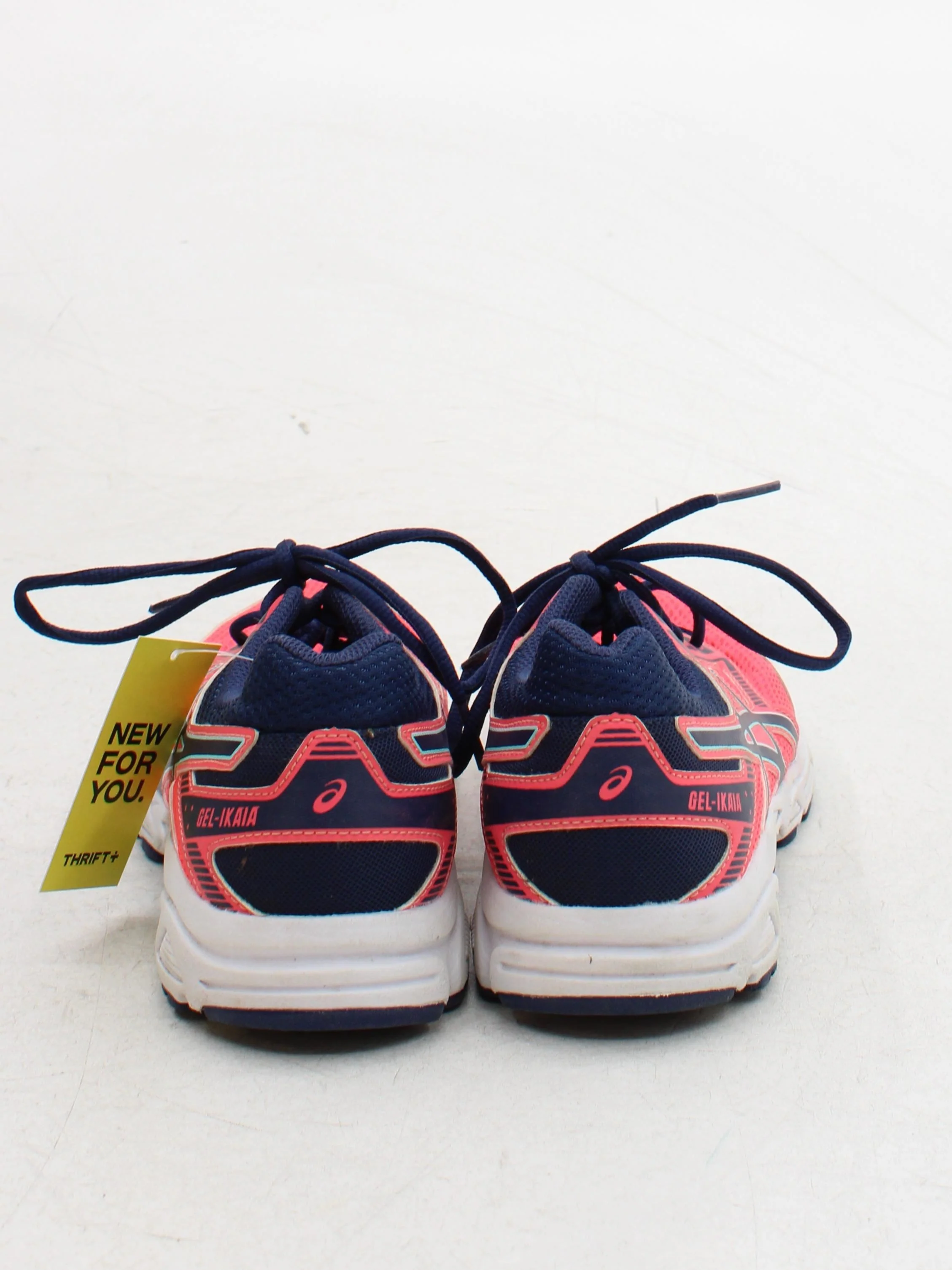 Asics GEL-IKAIA Women's Trainers EU39 in Red - Image 3