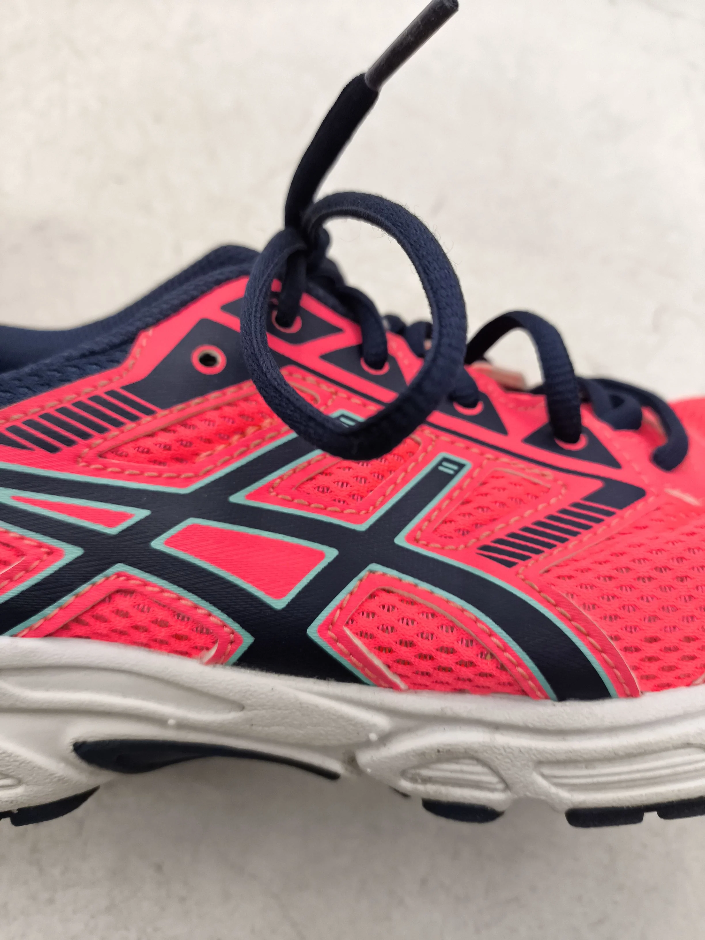 Asics GEL-IKAIA Women's Trainers EU39 in Red - Image 8