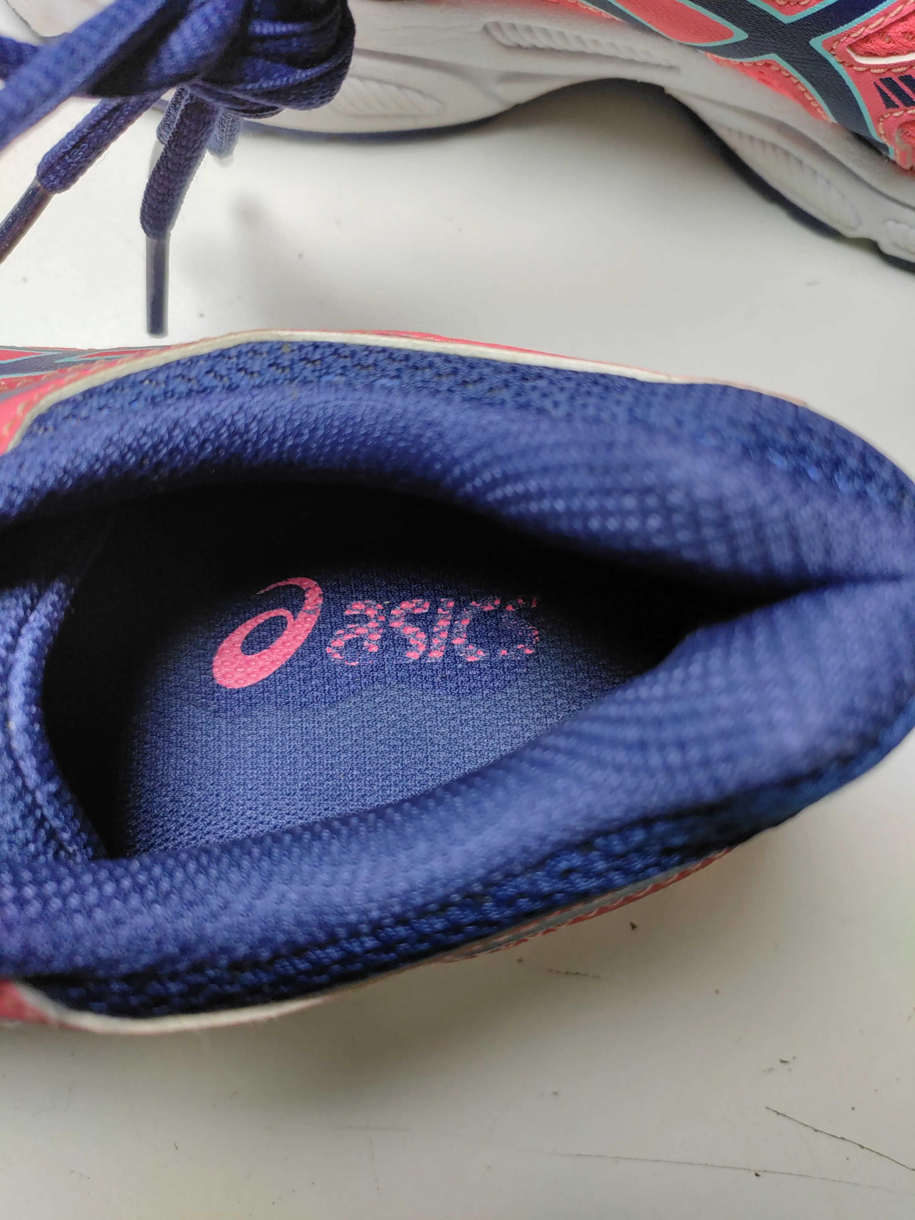 Asics GEL-IKAIA Women's Trainers EU39 in Red - Image 9
