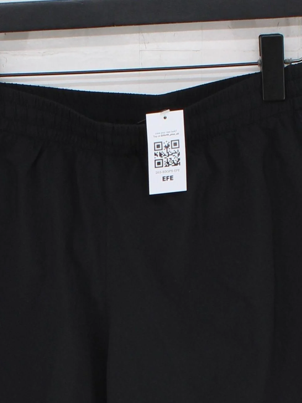Asics Women's Shorts L Black Polyester with Spandex Sweat - Image 3