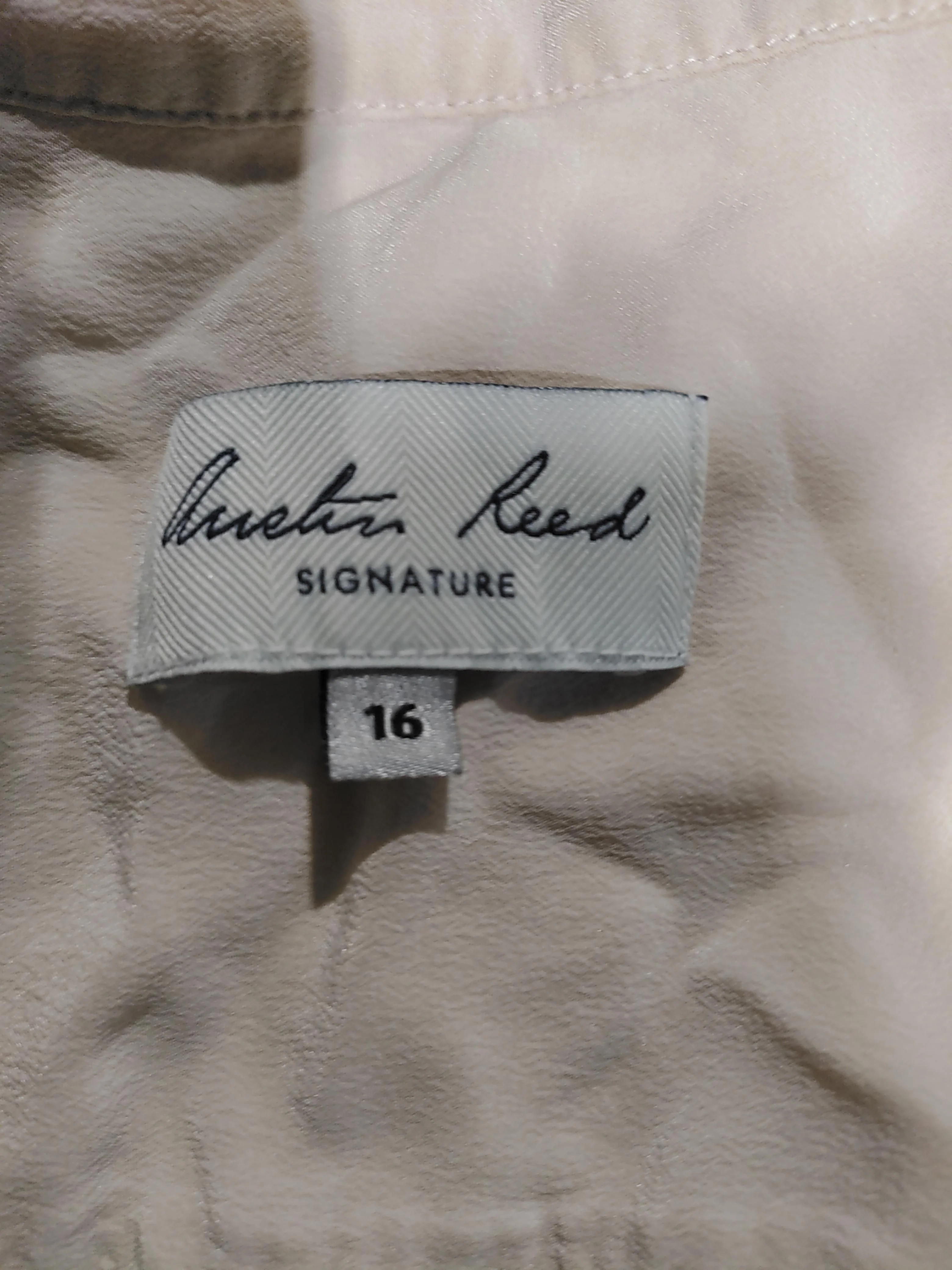 Austin Reed Women's Shirt UK 16 Cream 100% Silk Long Sleeve Collared Basic - Image 5